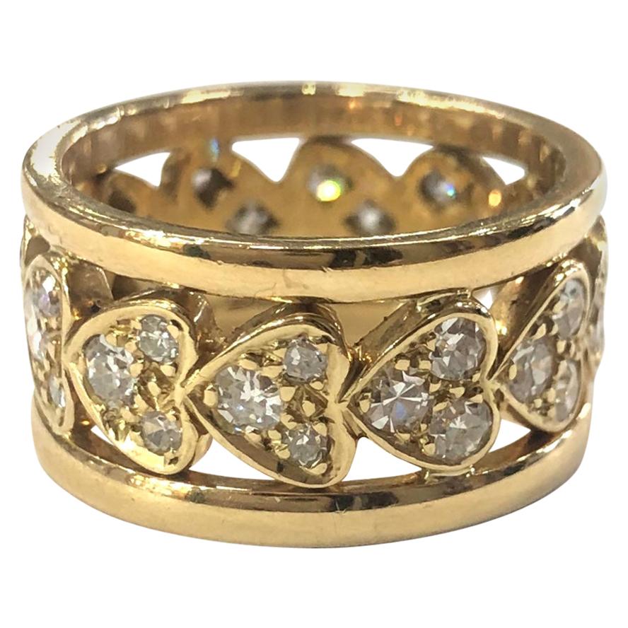 18 Carat Yellow Gold Diamond Heart Band Ring For Sale