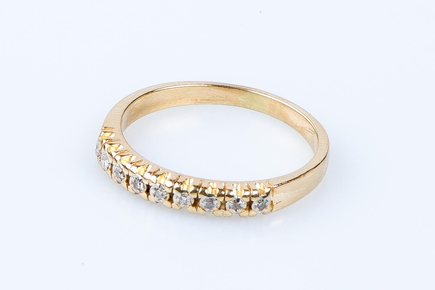 18 carat yellow gold diamond ring For Sale 5