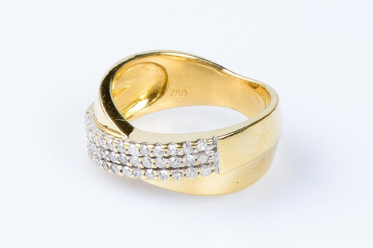 Customizable 18 carat yellow gold diamond ring For Sale at 1stDibs