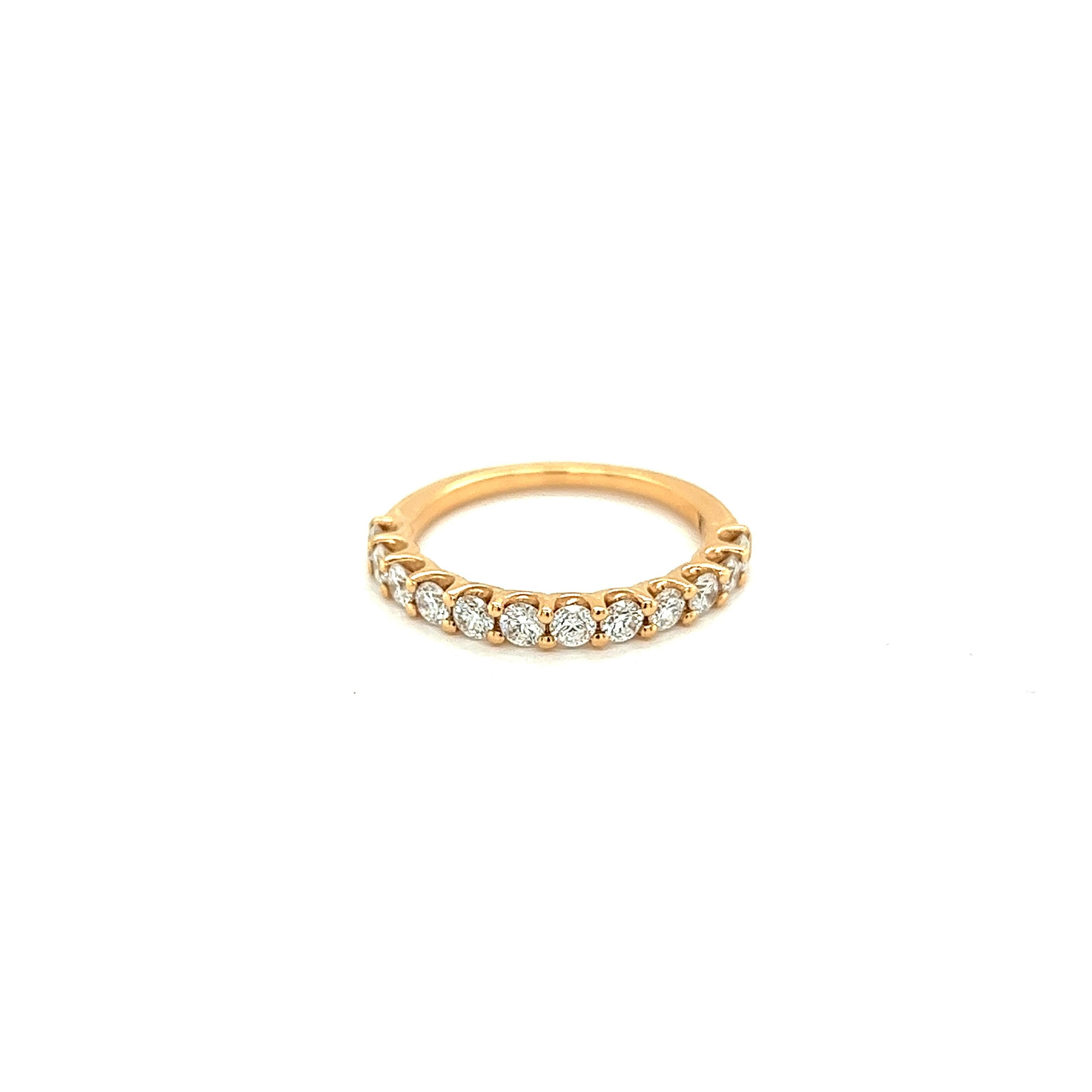 Wedding Ring Diamond Yellow Gold 18 Karat For Sale 1