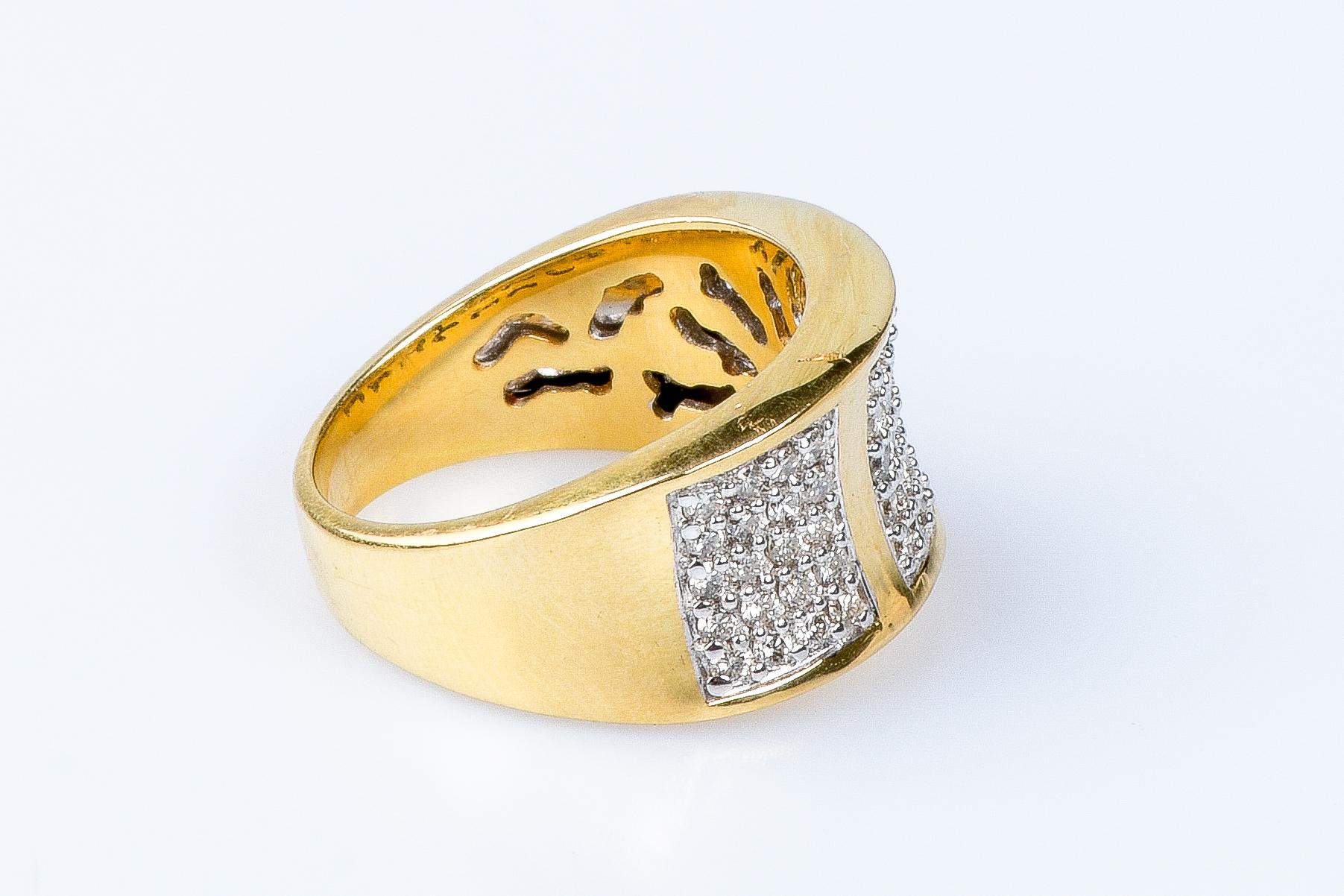 18 carat yellow gold diamonds ring 1