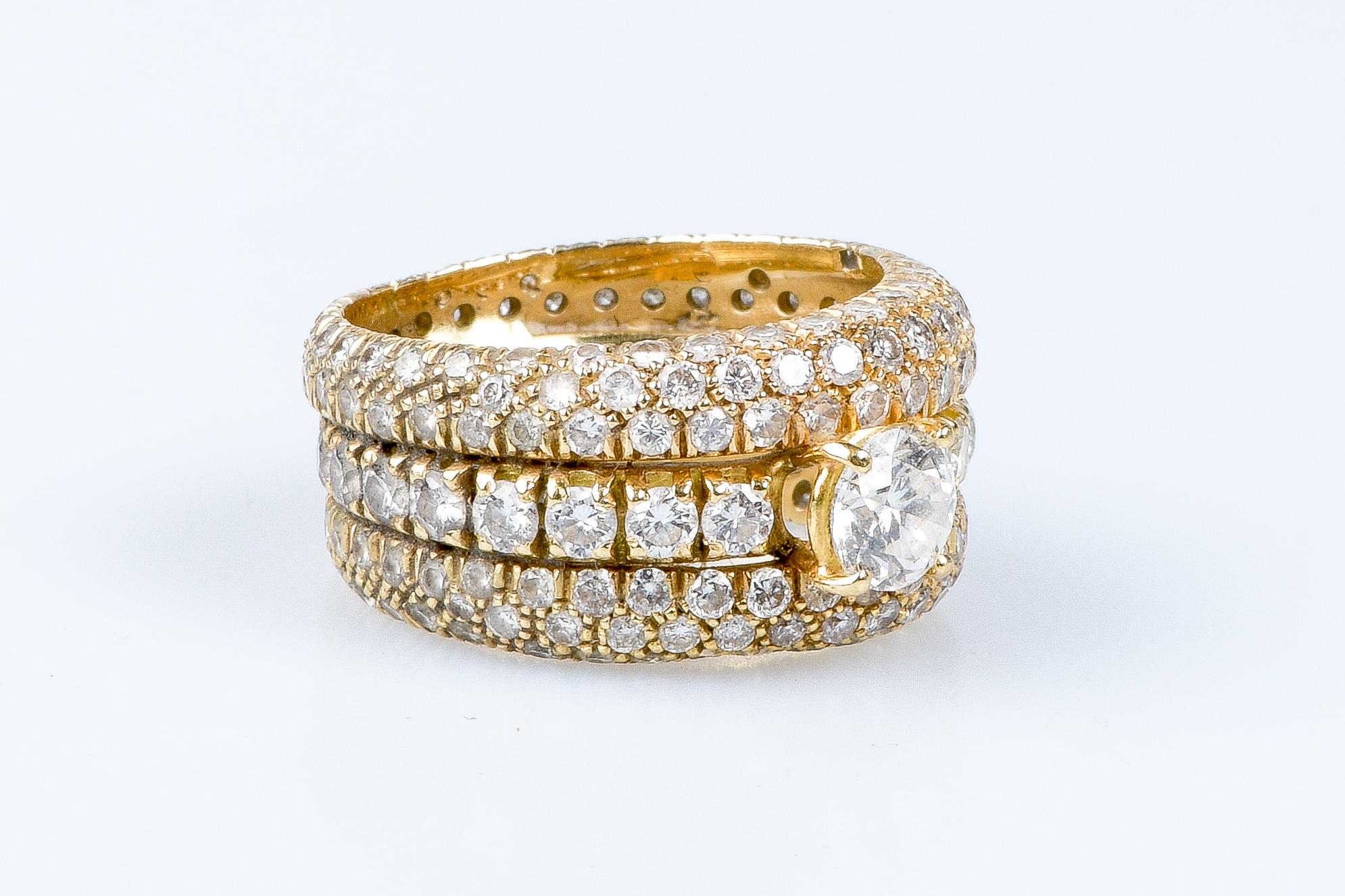 18 carat yellow gold diamonds ring For Sale 1