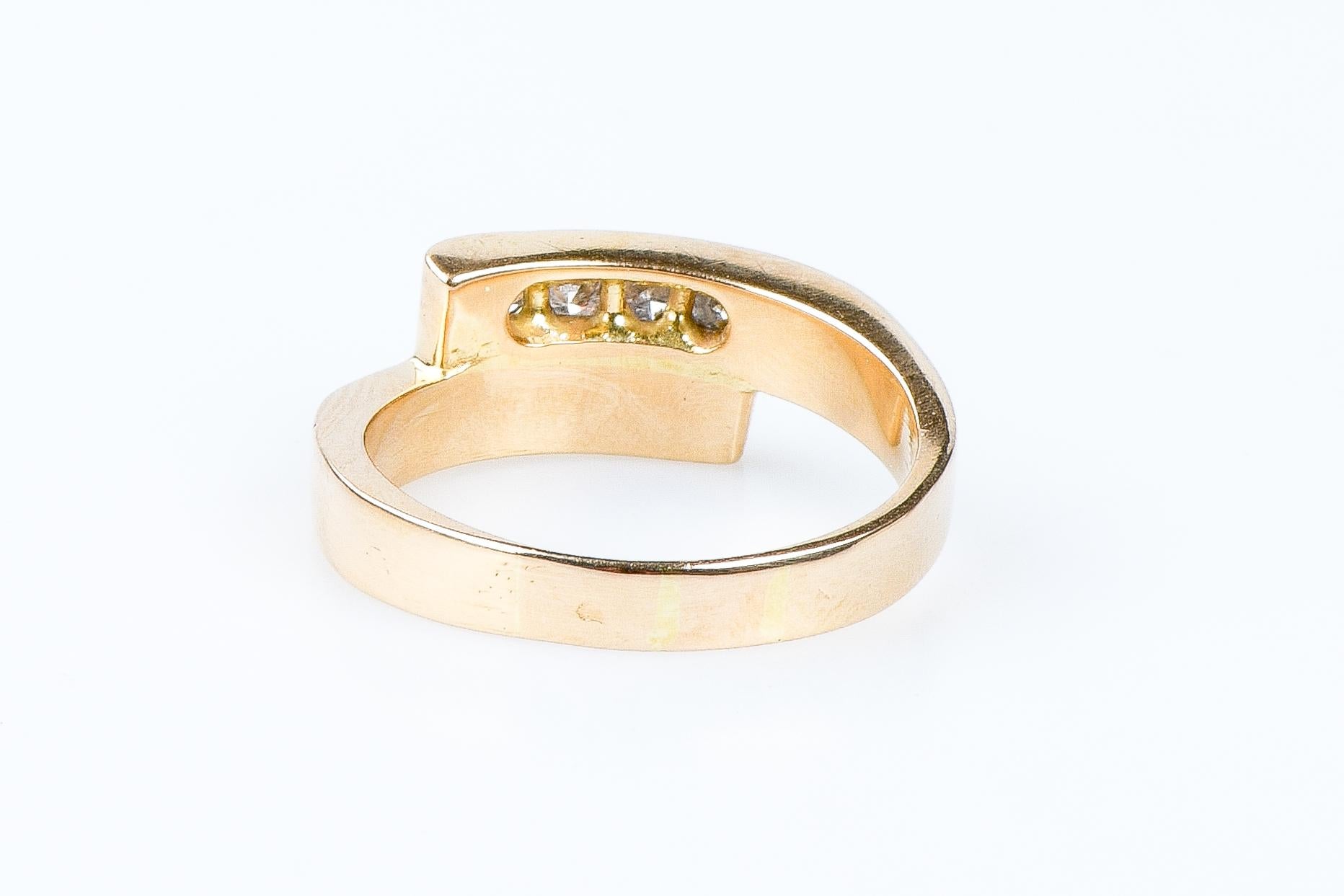 18 carat yellow gold diamonds ring  4