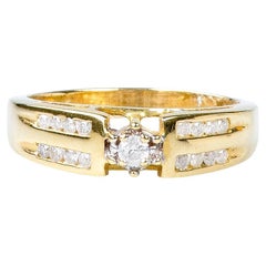 18 carat yellow gold diamonds ring