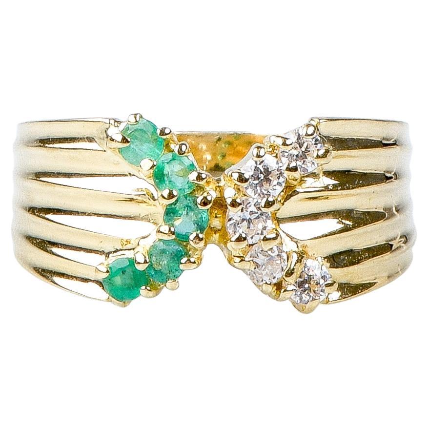 18 carat yellow gold emeralds and zirconium oxides ring For Sale