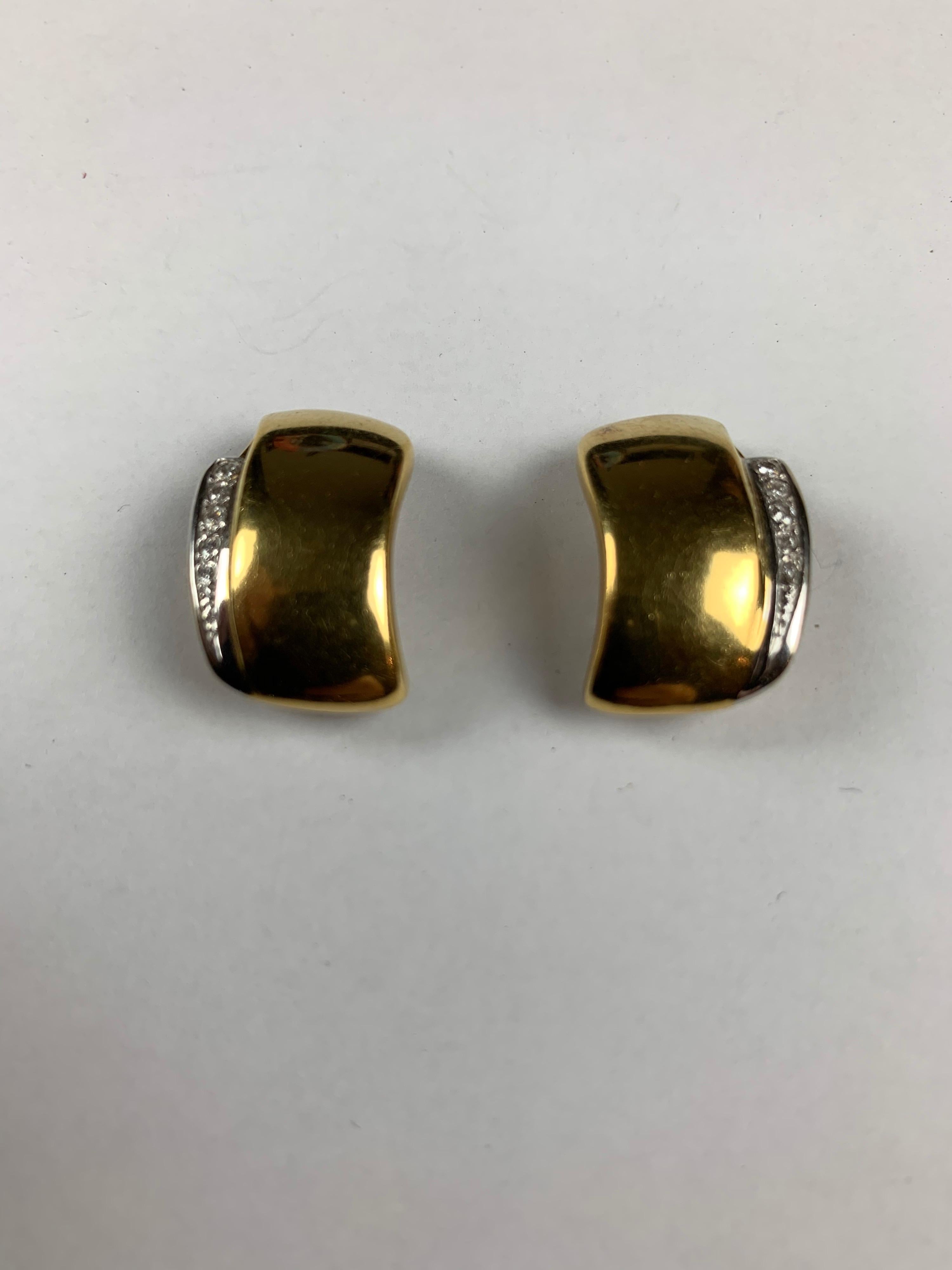 Art Nouveau 18 Carat Yellow Gold Fan Shaped Earrings with Pave Diamonds For Sale