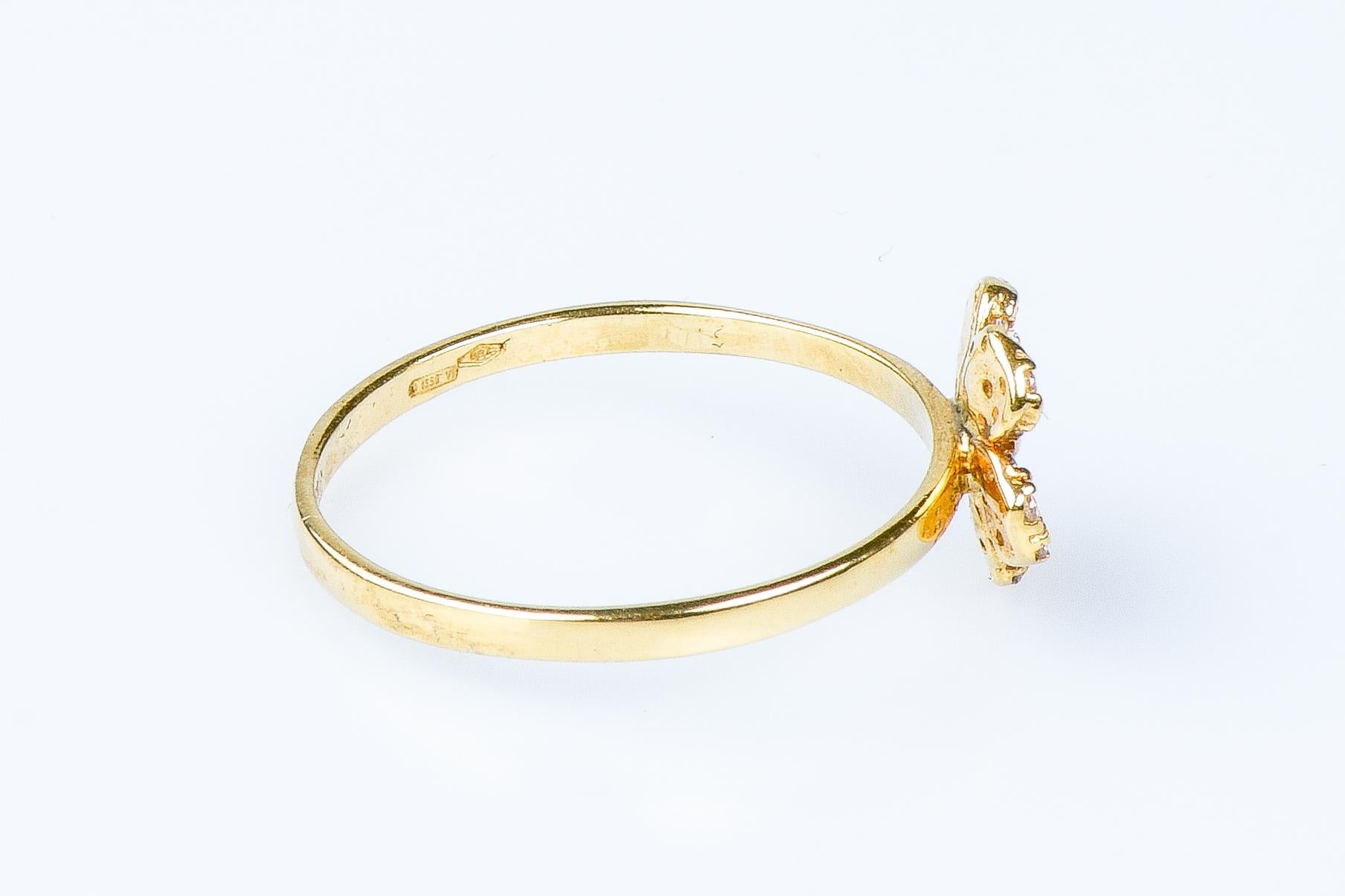 18 carat yellow gold flower ring For Sale 2