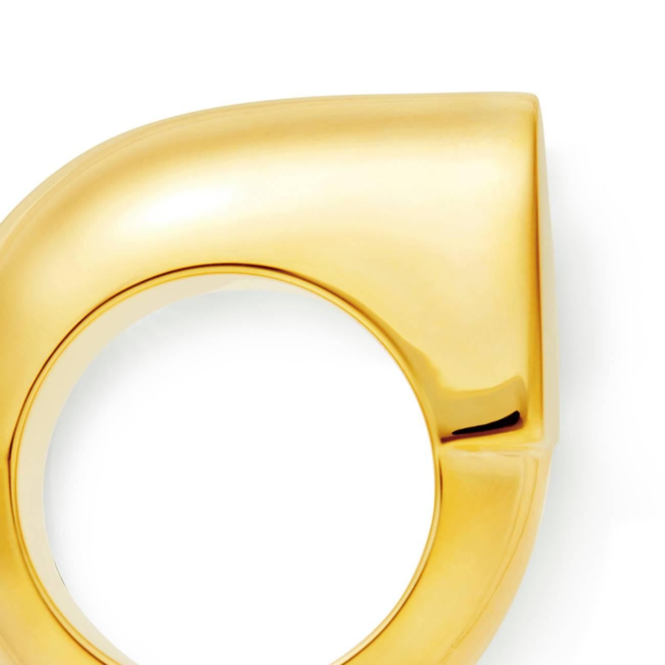 Contemporary 18 Carat yellow Gold Fraction Ring For Sale
