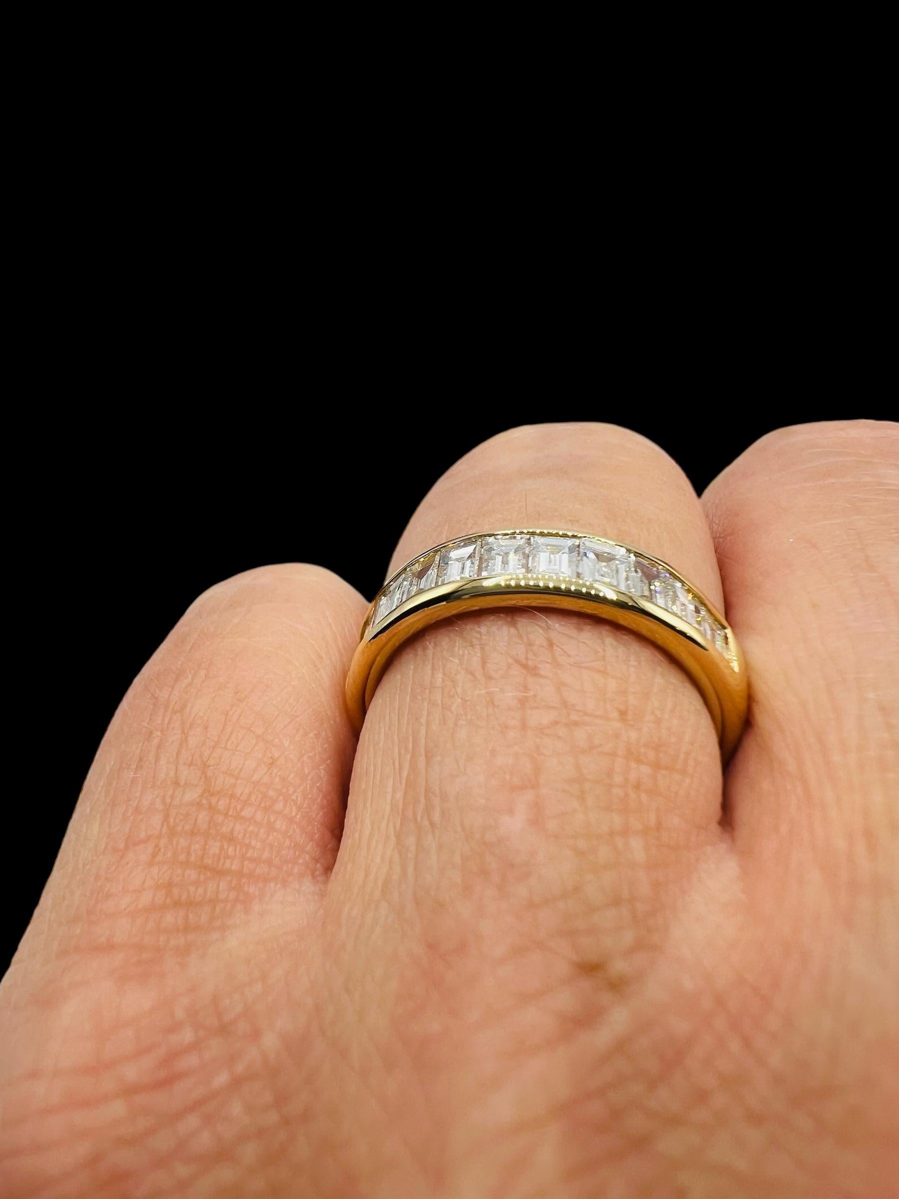 18 Carat Yellow Gold Half-wedding Ring, Set With Baguette-cut Diamonds In Good Condition In SAINT-OUEN-SUR-SEINE, FR