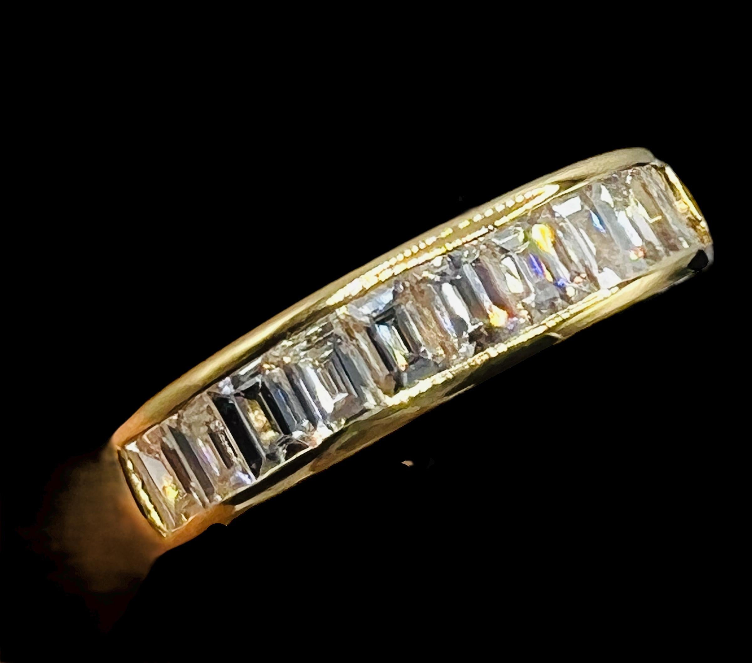 18 Carat Yellow Gold Half-wedding Ring, Set With Baguette-cut Diamonds 2
