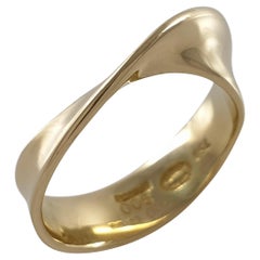 bague MÖBIUS en or jaune 18 carats:: n° 900:: Georg Jensen