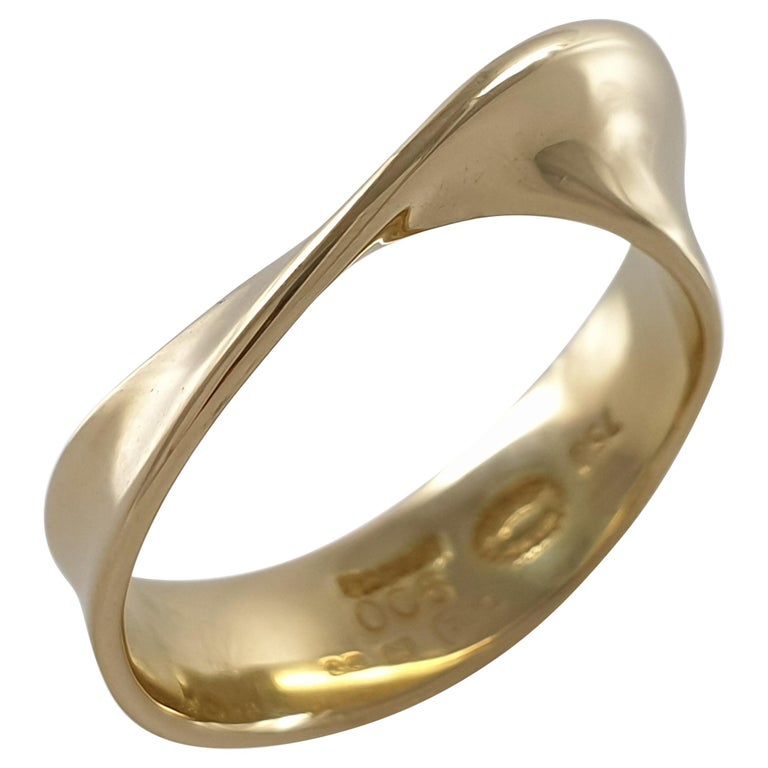 18 Carat Yellow Gold MÖBIUS Ring, No. 900, Georg Jensen at 1stDibs