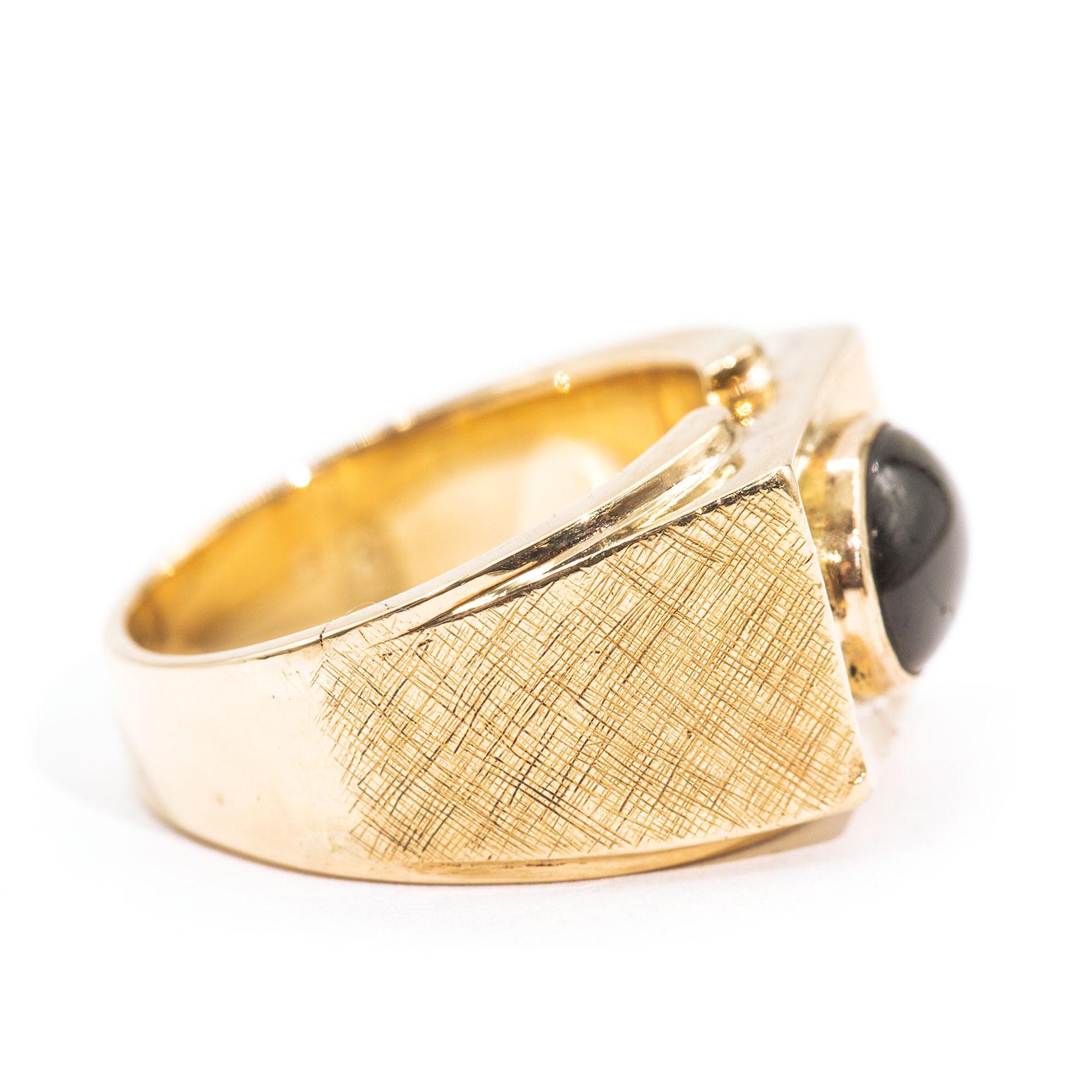 18 Karat Gelbgold Herren Vintage Siegelring, natürlicher ovaler 6 Ray Star Saphir (Cabochon)