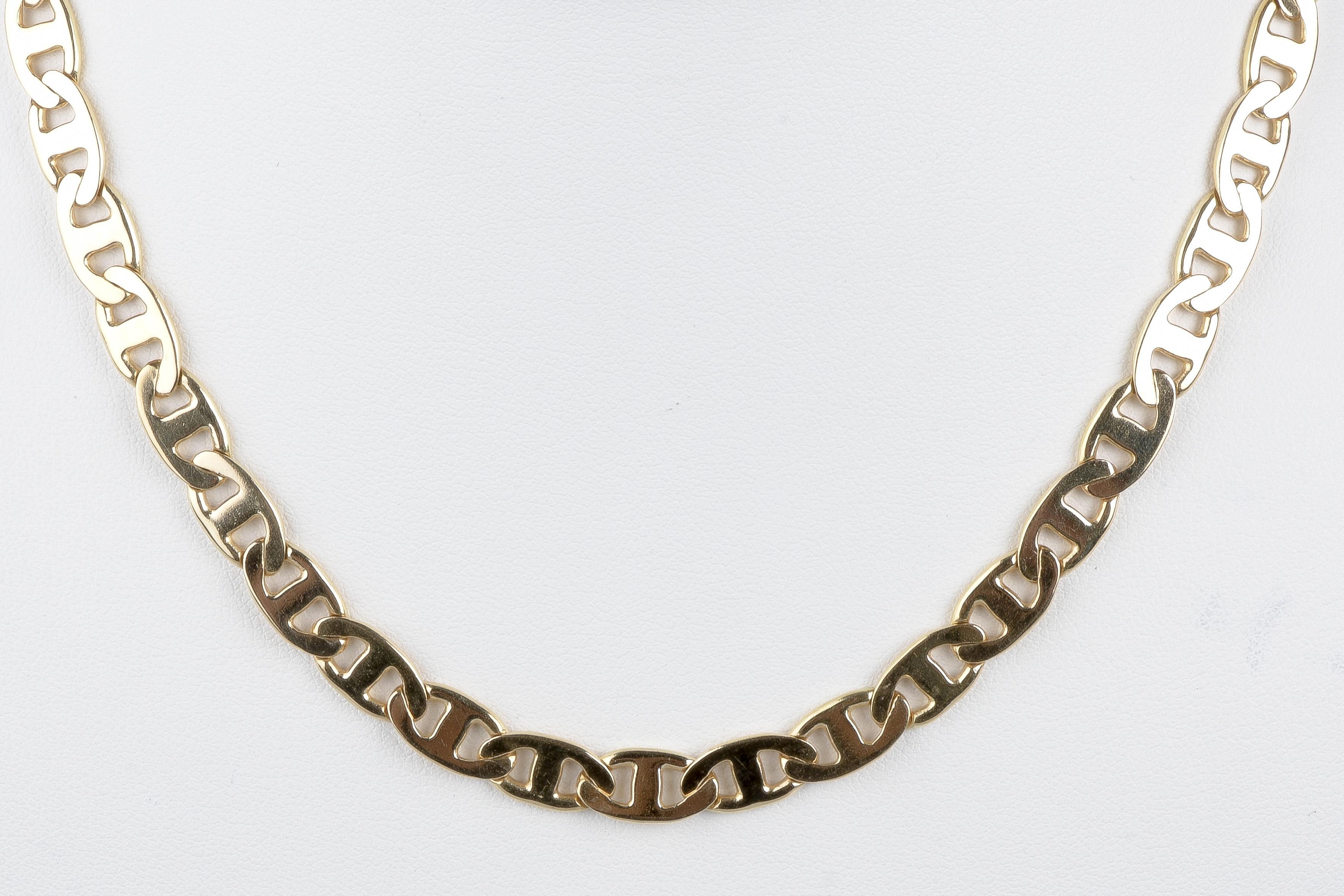 18 carat yellow gold necklace  In Excellent Condition In Monte-Carlo, MC