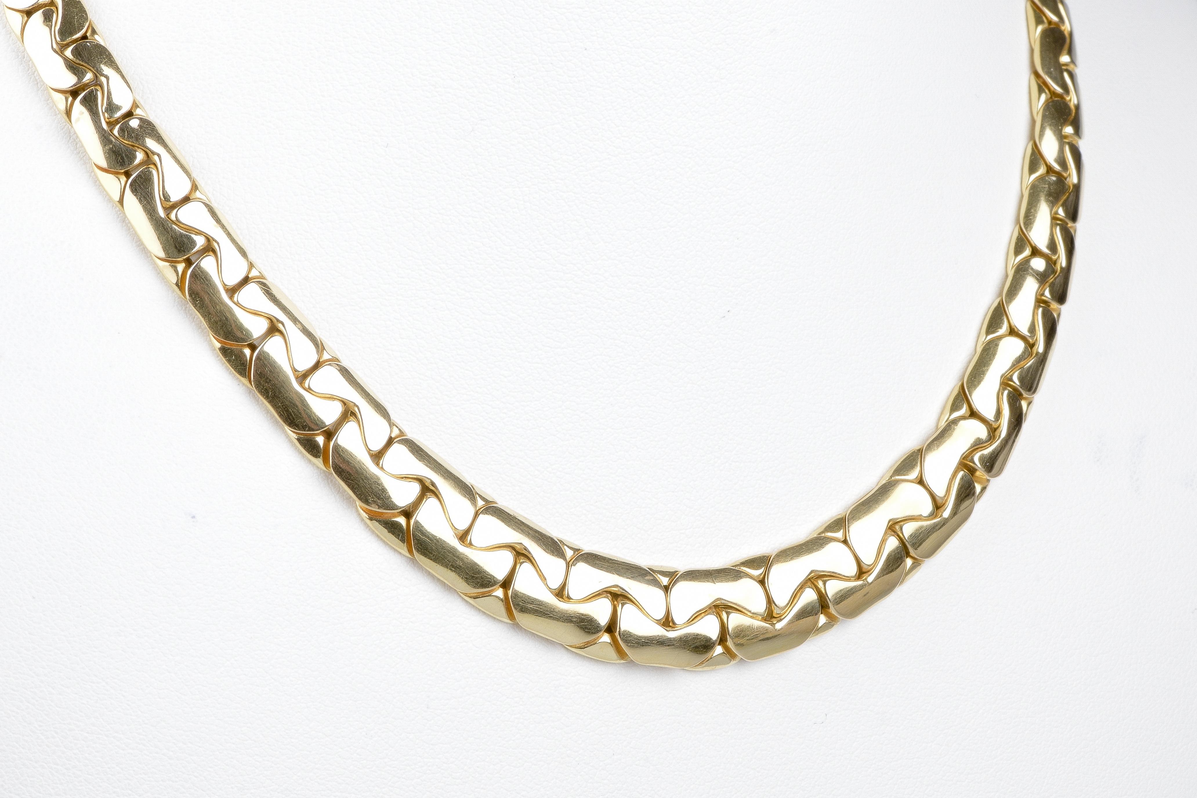 18 carat yellow gold necklace 1