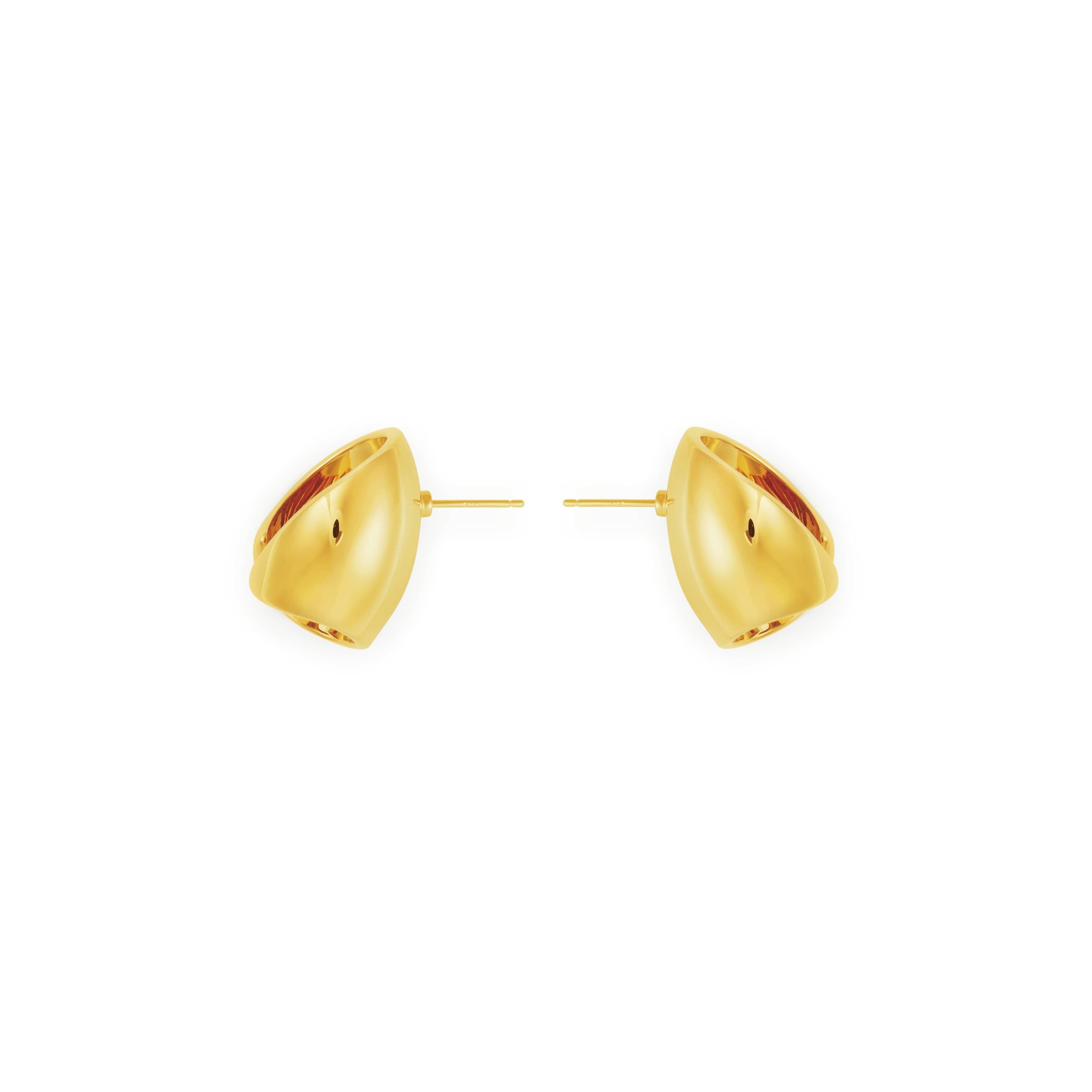 Positron Earrings made from the finest 18k Gold. A statement piece which is easy to wear. The earrings are made from solid 18K gold, have a nice weight and have a modernist sculptural form. 