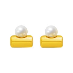 18 Carat yellow Gold Protogenesis Pearl Earrings