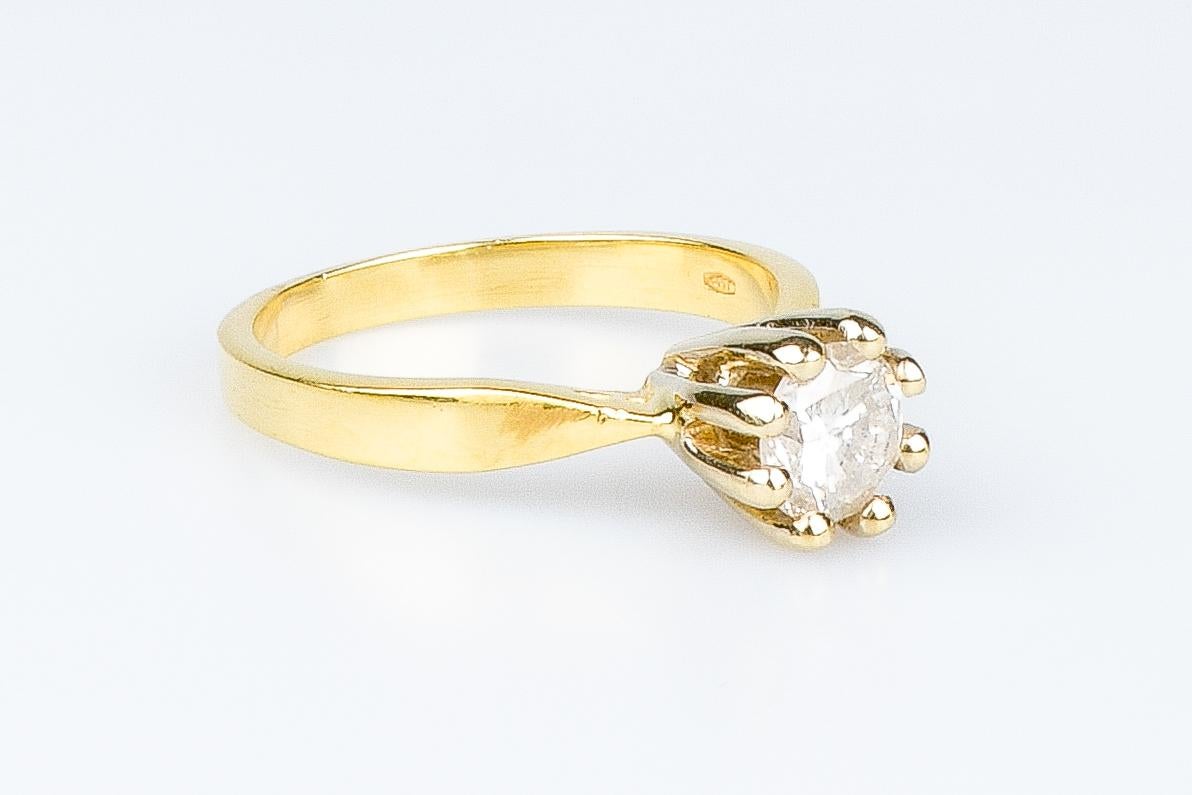 18 carat diamond ring