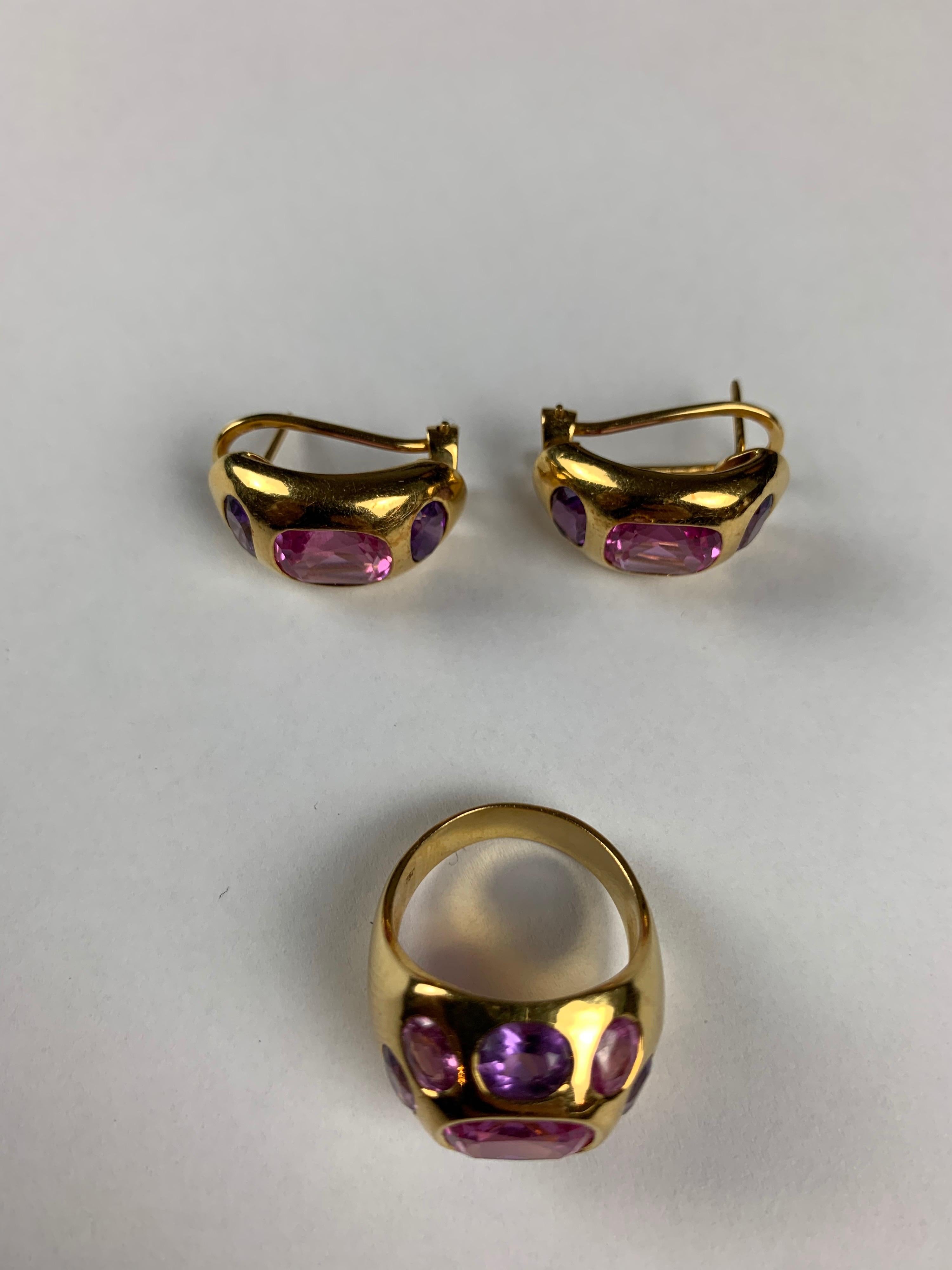 18 Carat Yellow Gold Ring and Earrings For Sale 10