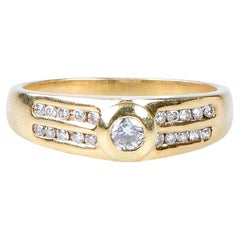 18 carat yellow gold round brillant cut diamonds ring
