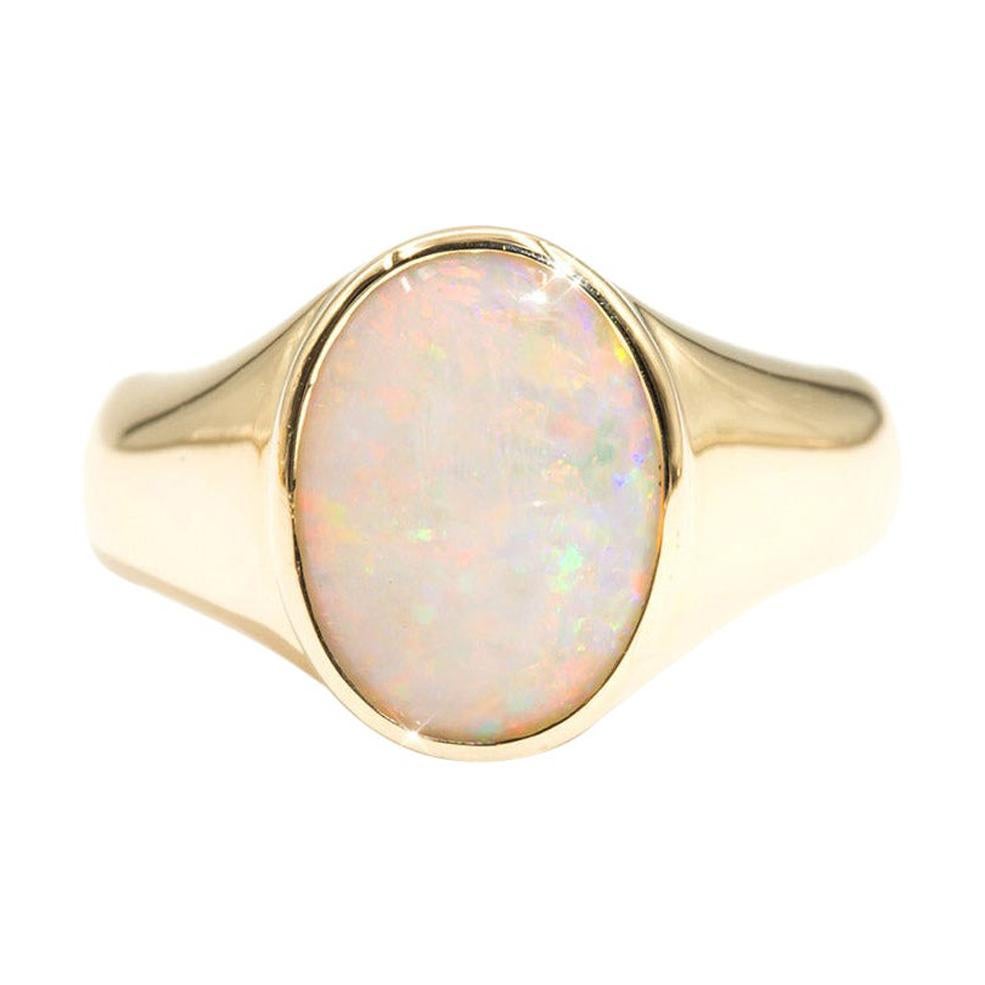18 Carat Yellow Gold Solid Australian Opal Signet Solitaire Vintage Mens Ring