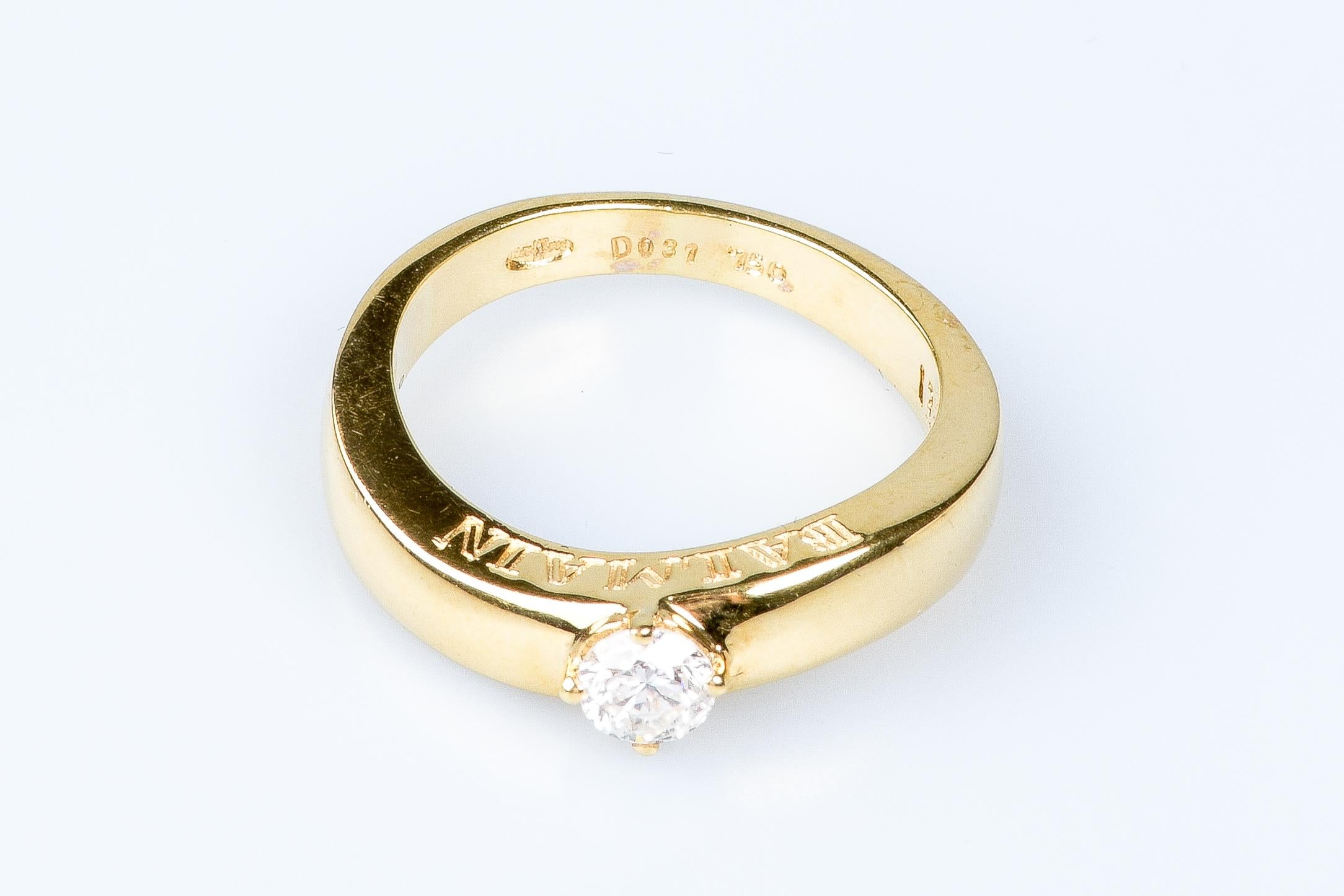 18 carat yellow gold solitaire BALMAIN round brillant cut diamond ring  In Excellent Condition In Monte-Carlo, MC