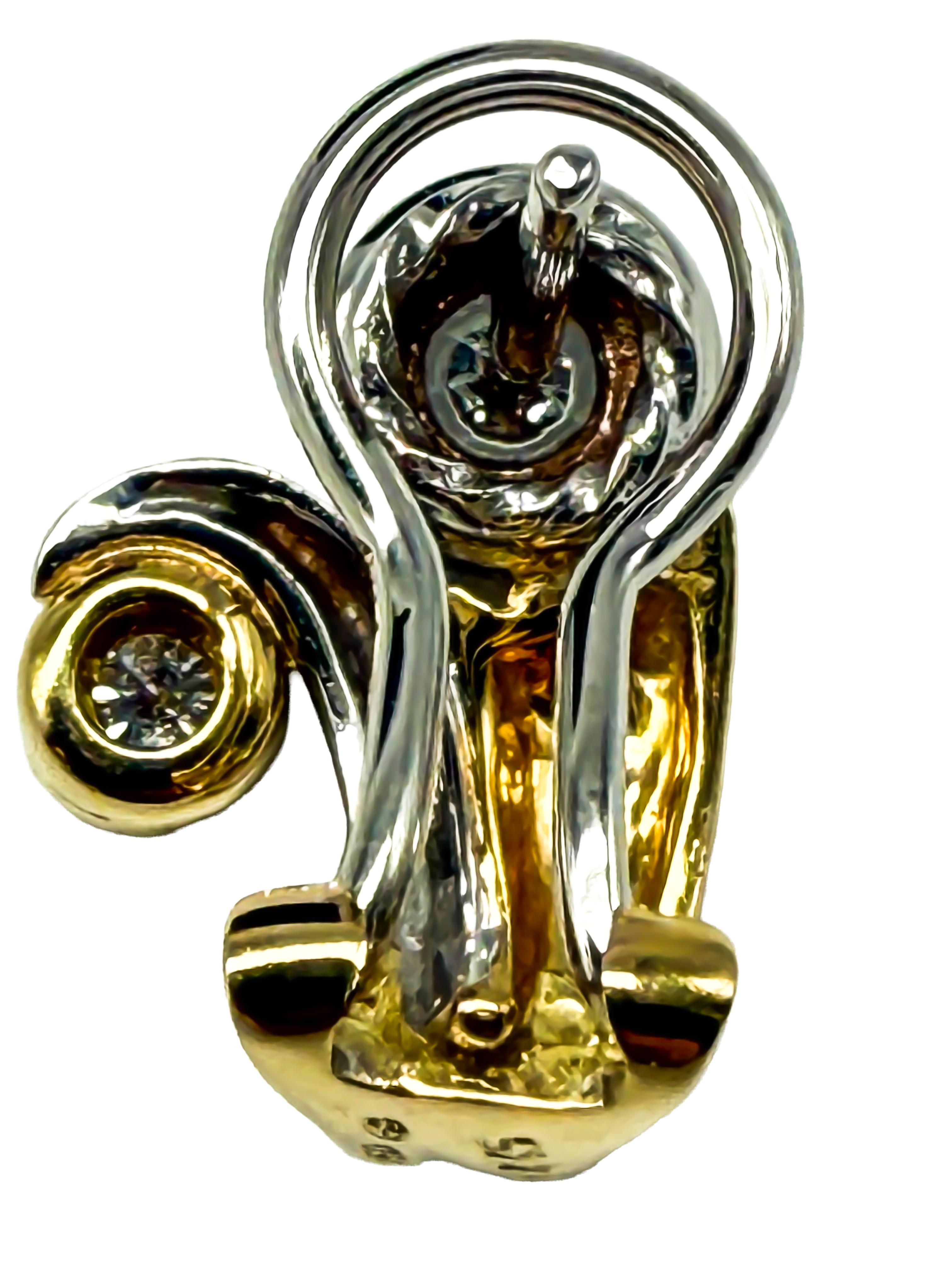 Boucles d'oreilles en or jaune 18 carats avec diamants naturels Bon état - En vente à Berlin, DE