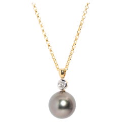 18 Carat Yellow Gold Tahitian Pearl and Rub over Diamond Vintage Pendant