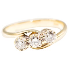 18 Carat Yellow Gold Three Stone Crossover Trilogy Round Diamond Vintage Ring