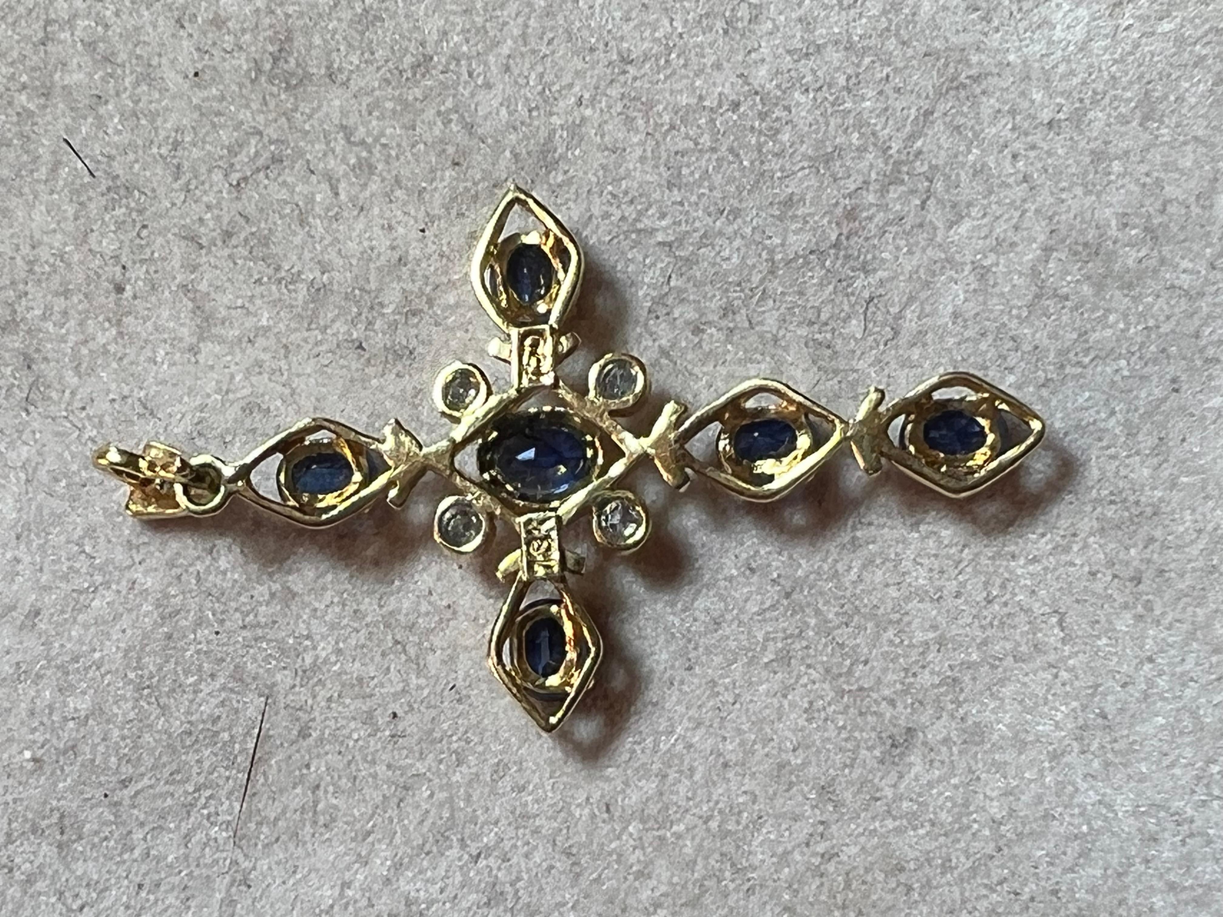 Oval Cut 18 Carat Yellow Gold Vintage Cross with 6 Sapphires and 5 Brilliants