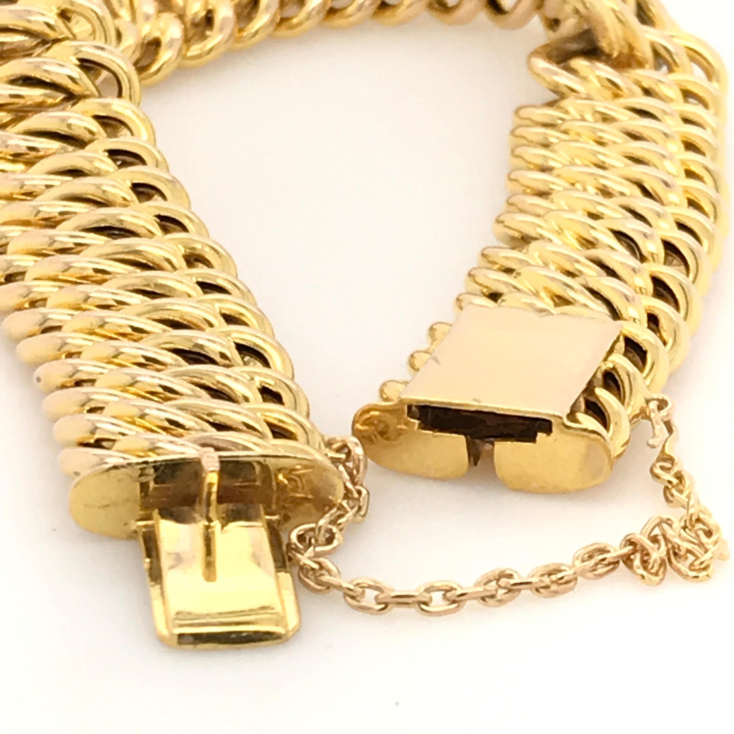 18ct yellow gold Vintage double curb link bracelet with box snap and safety chain 15mm wide 29.70gm