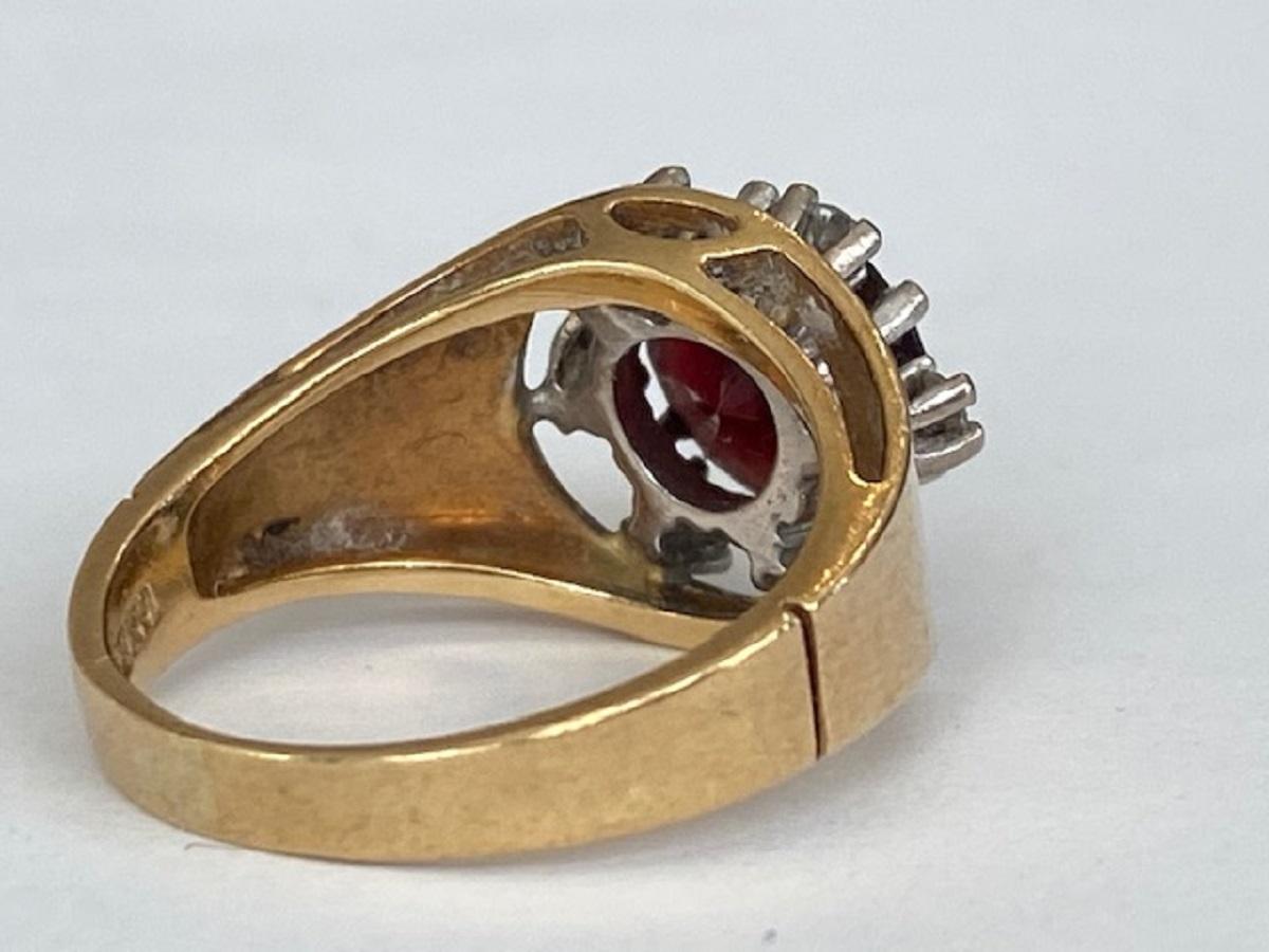 Bague vintage en or jaune 18 carats avec grenat et diamants de 3,00 carats en vente 3