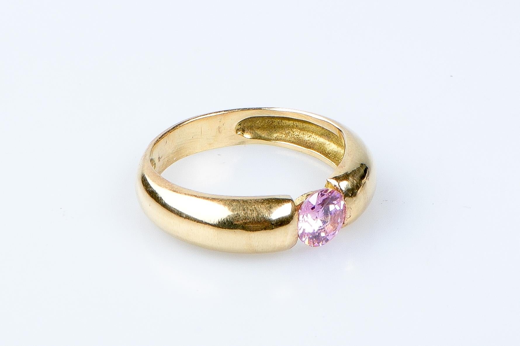 18 carat yellow gold zirconium oxide ring  In Excellent Condition For Sale In Monte-Carlo, MC