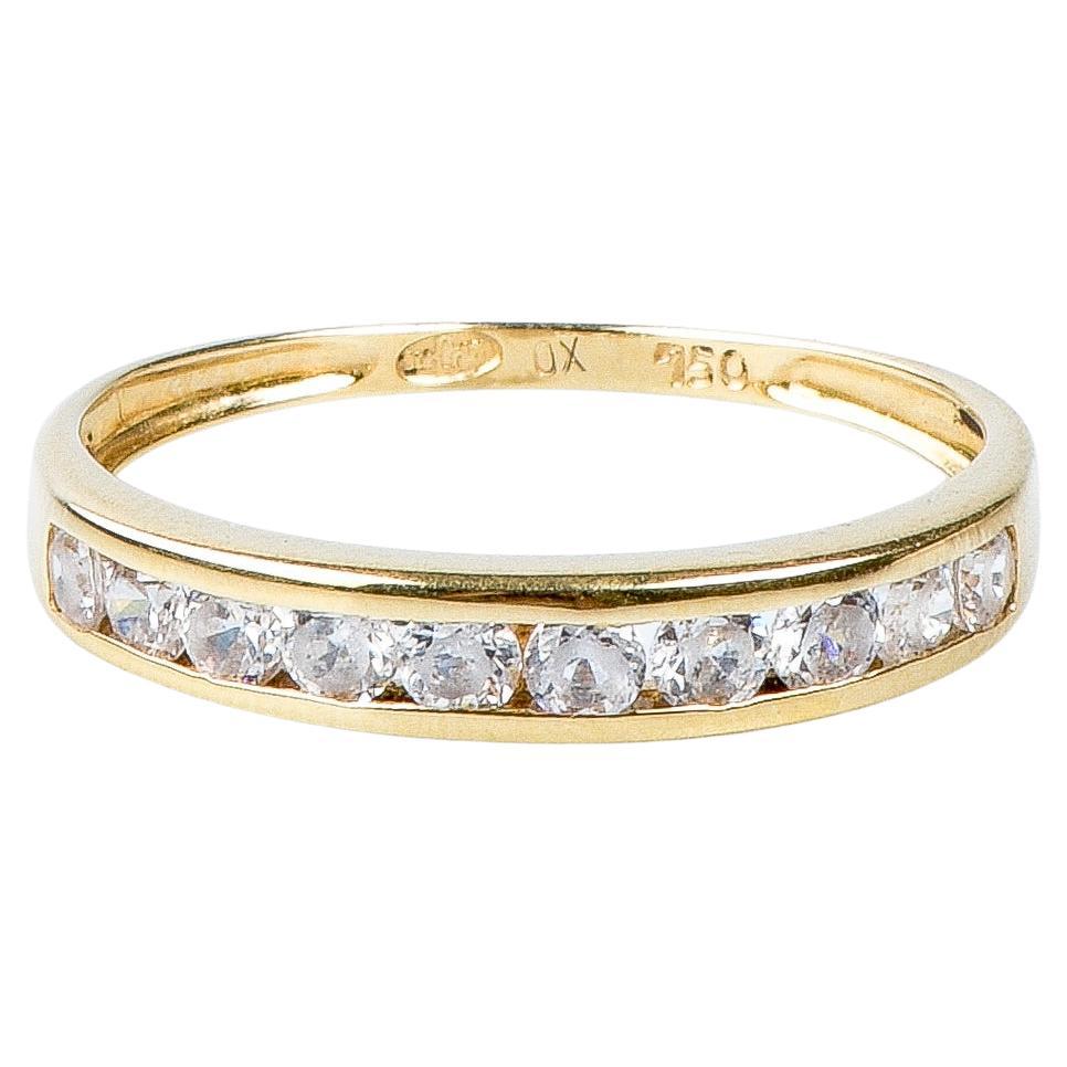18 carat yellow gold zirconium oxides ring For Sale