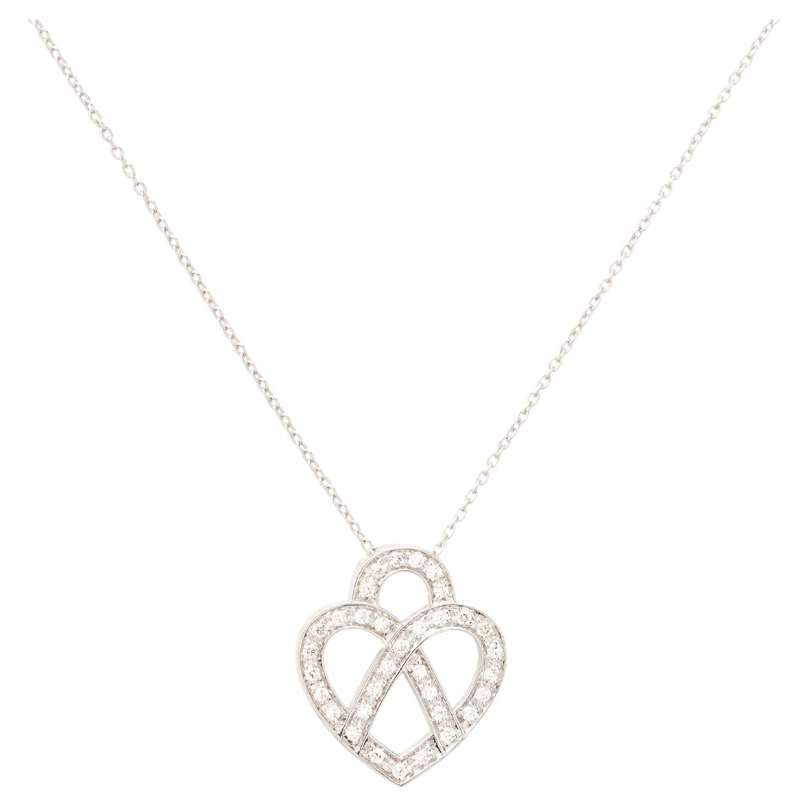 18 Carats Gold and Diamonds Pendant, White Gold, Coeur Entrelacé Collection For Sale