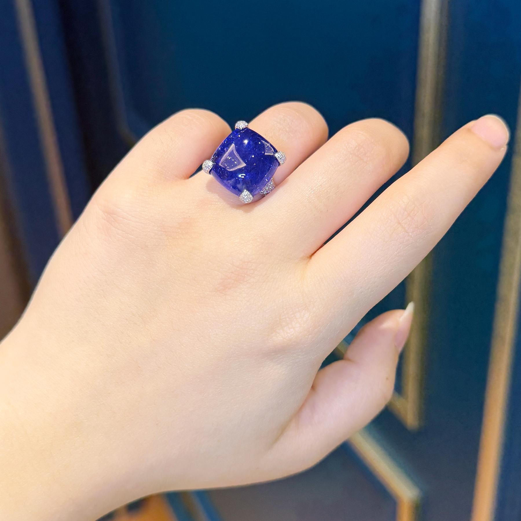 18 Karat Royal Tanzanite Zuckerhut & Diamant Cocktail Ring 18K für Damen oder Herren im Angebot