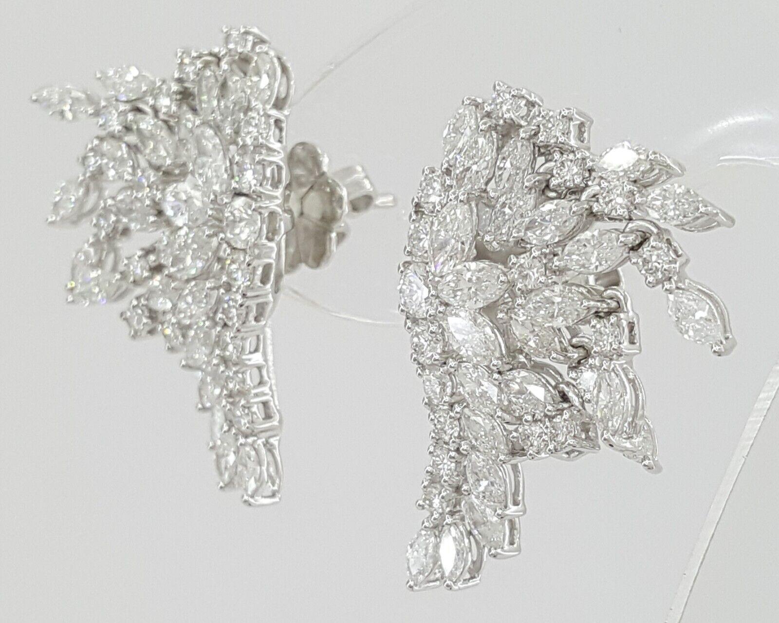 Taille poire Pendants d'oreilles en or blanc 18 carats avec diamants taille marquise et rond brillant en vente