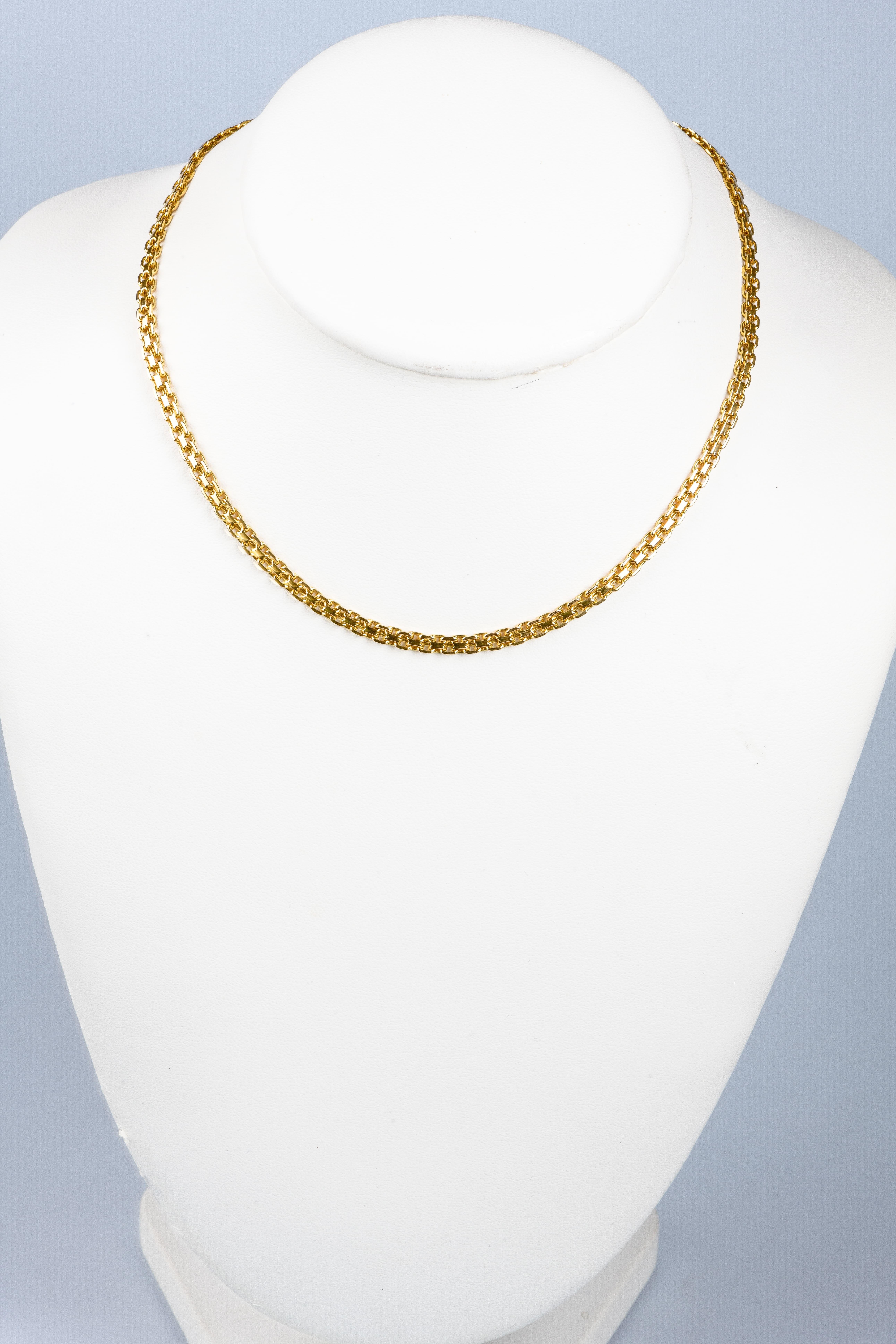 18-carats yellow gold chain with double solid chain and alternating forced mesh In Excellent Condition For Sale In Monte-Carlo, MC