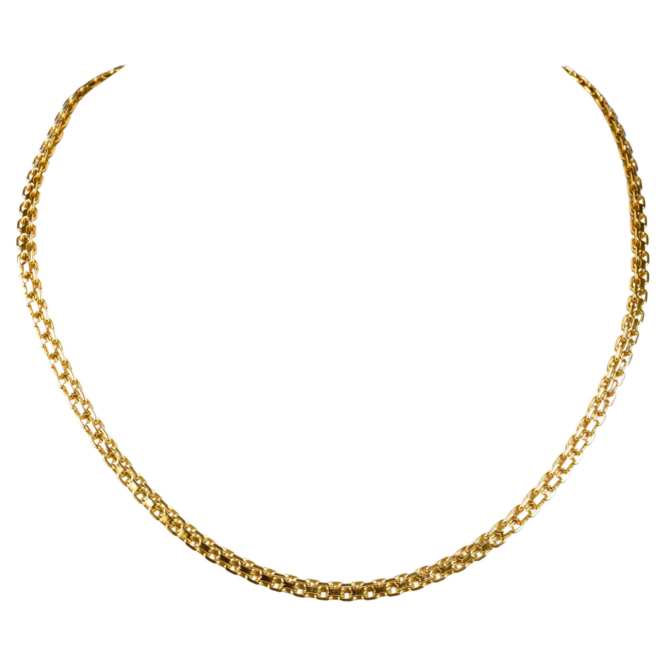 18-carats yellow gold chain with double solid chain and alternating forced mesh For Sale