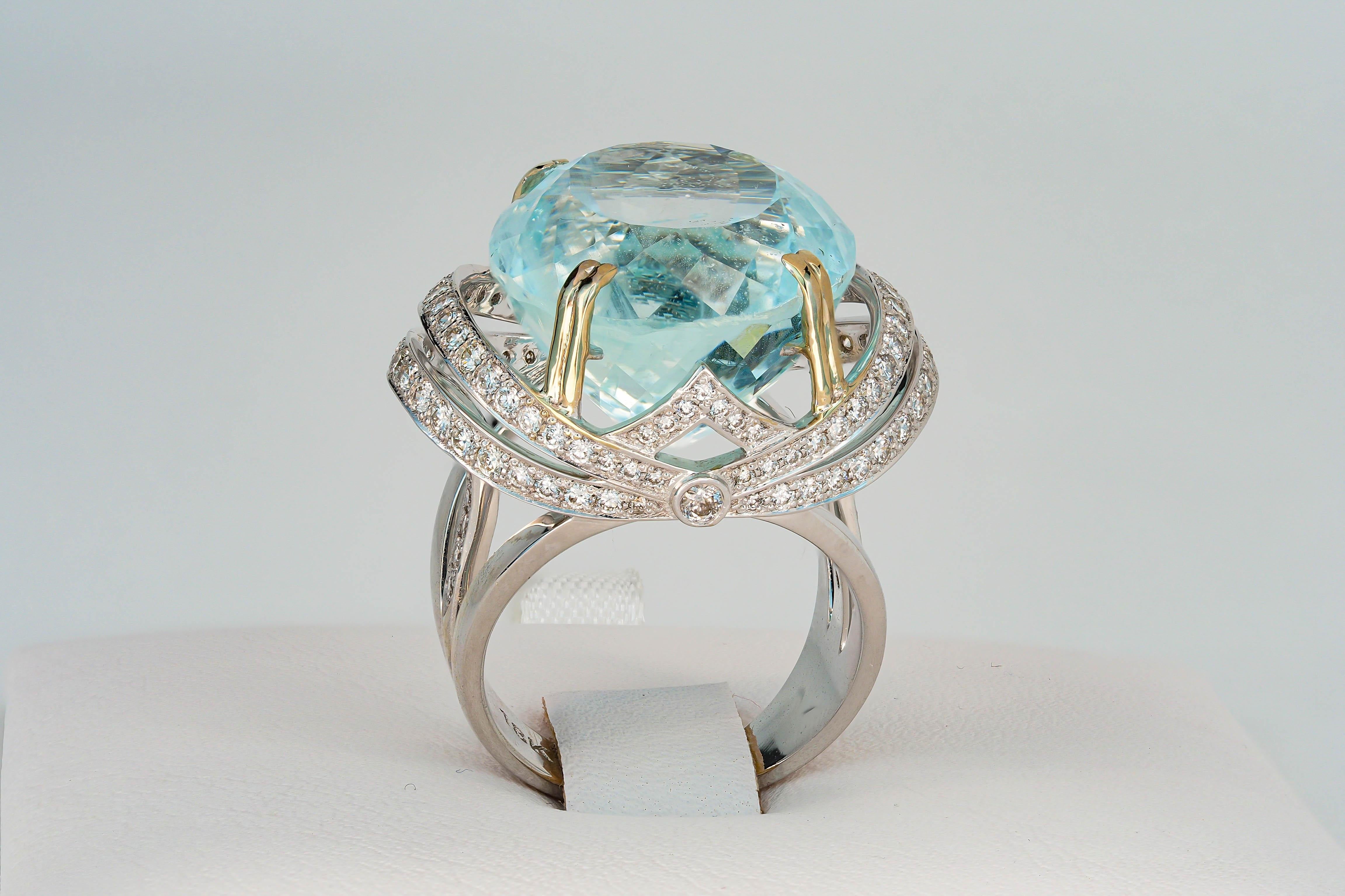 18 Ct Gold Ring with 25 Ct aquamarine and Diamonds 7