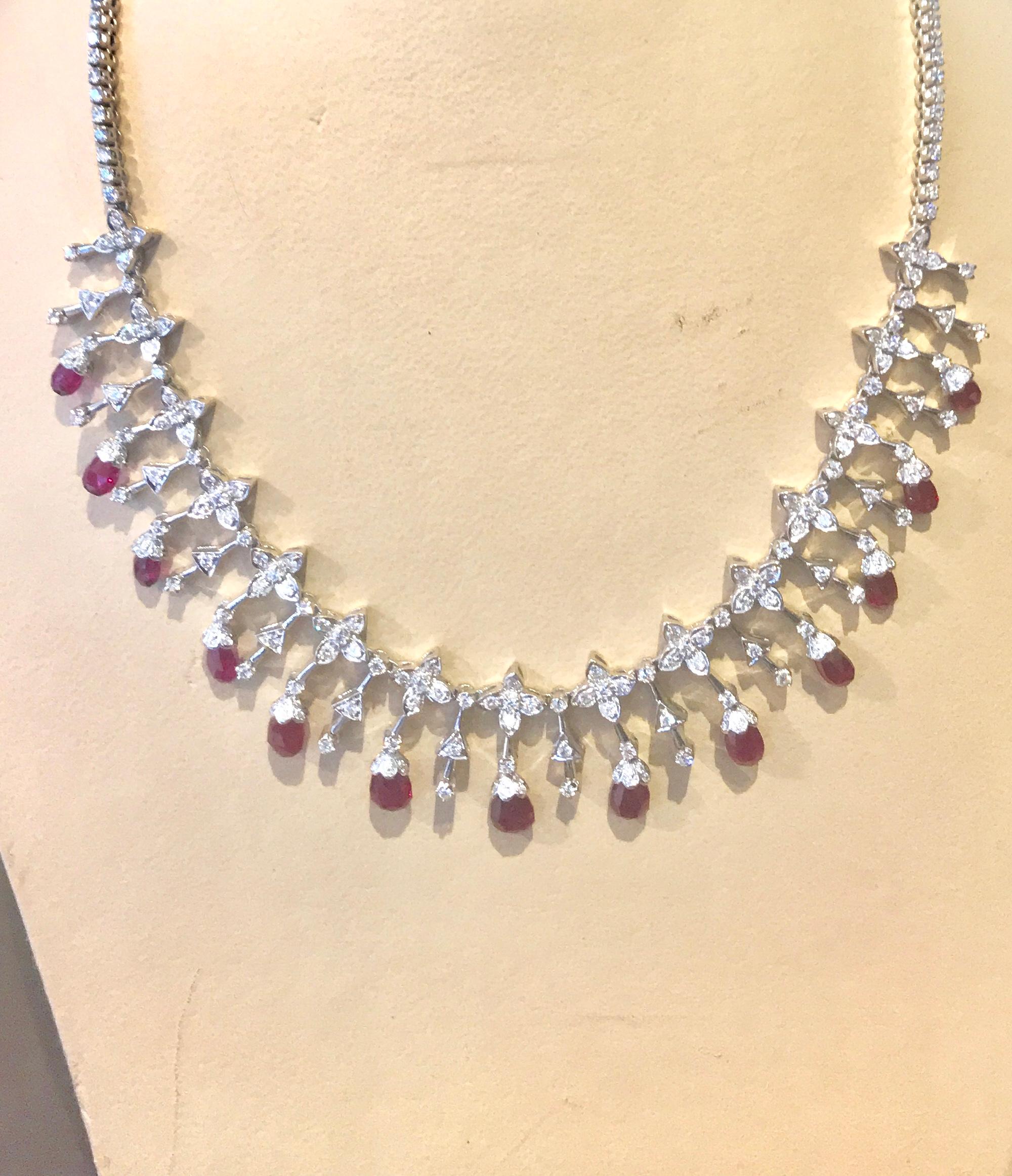 Women's 18 Ct Natural Ruby Briolette & 8 Ct Diamond Necklace 18 Karat White Gold, Estate For Sale