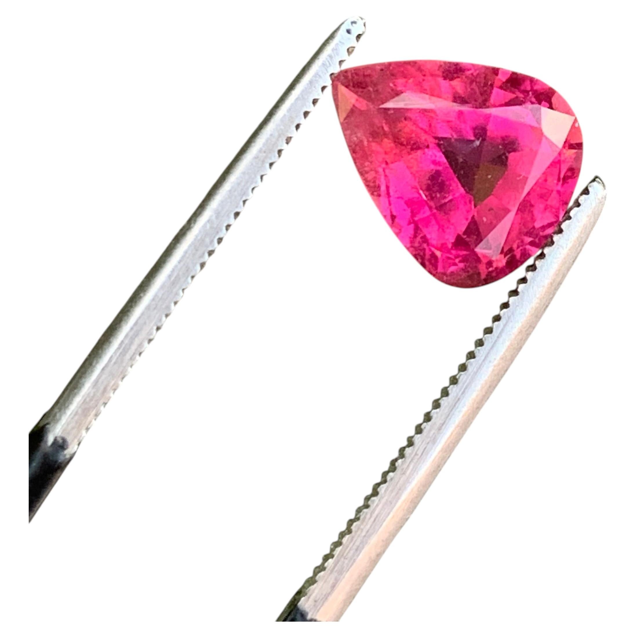 1.8 cts Pear Shape Rubellite Tourmaline Gemstone for Jewelry 9 mm For Sale
