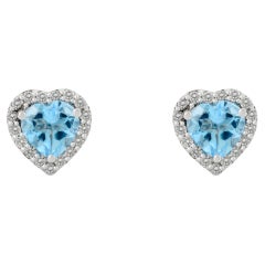 Clous d'oreilles en or blanc 14 carats avec topaze bleue halo de diamants en forme de cœur de 1,8 carat