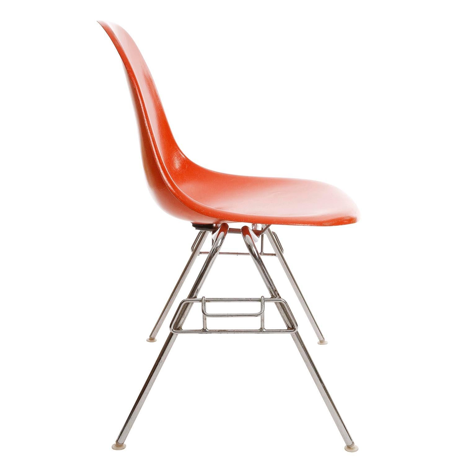 Mid-Century Modern 18 DSS Stacking Chairs, Charles & Ray Eames, Herman Miller, Orange Fiberglass For Sale