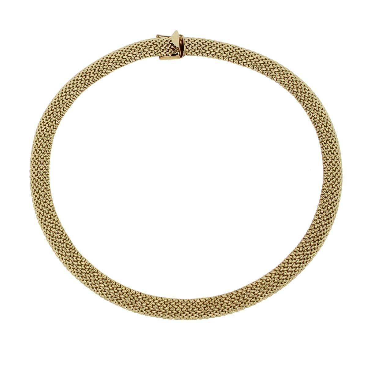 Material: 14k yellow gold
Measurements: Necklace is 18″ long
Fastening: Tongue in box with safety clasp
Additional Details: This item comes with a presentation box!
SKU: G7248