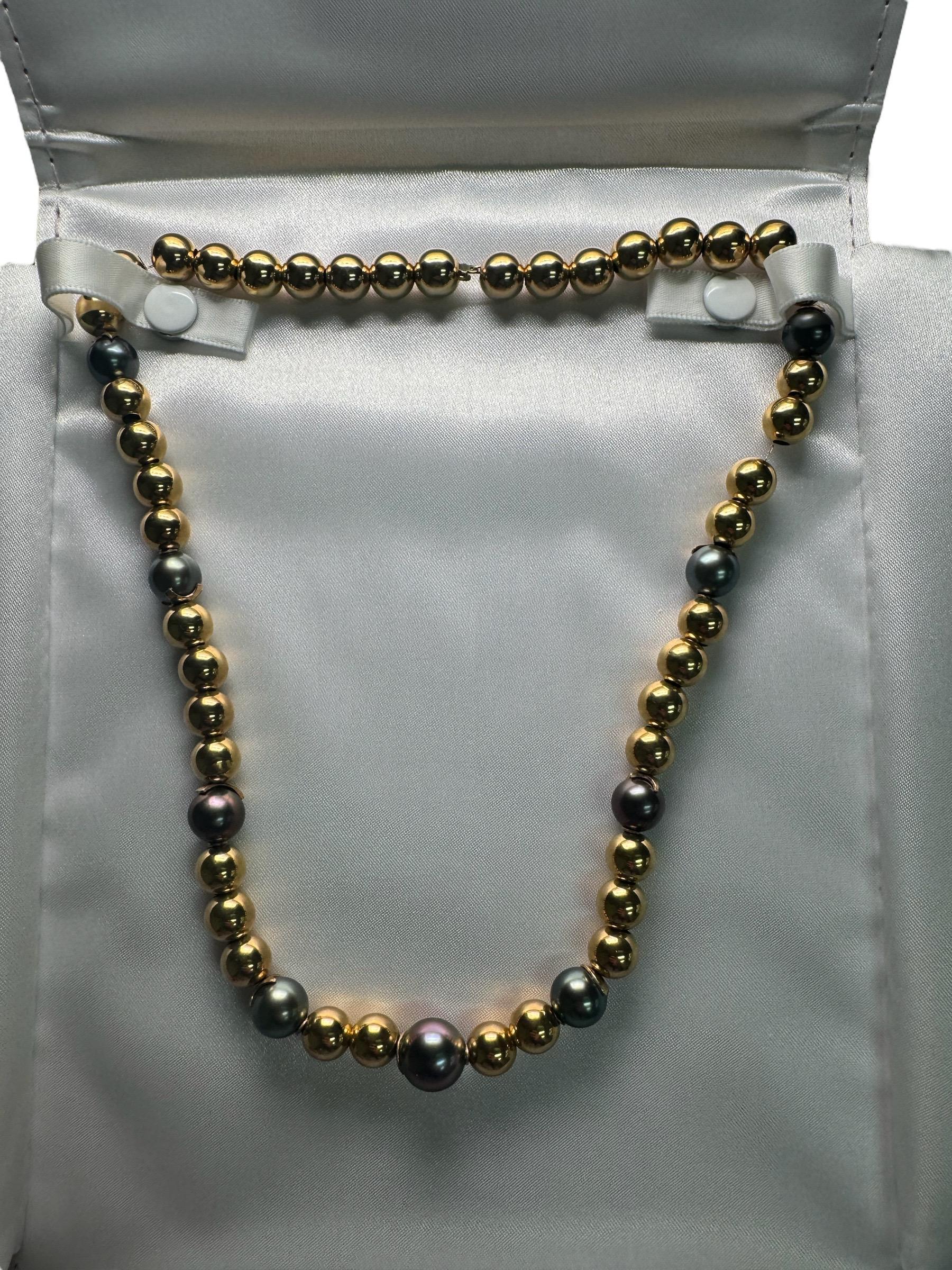 18 Inch Black Pearl & 14K Gold Bead Necklace 1