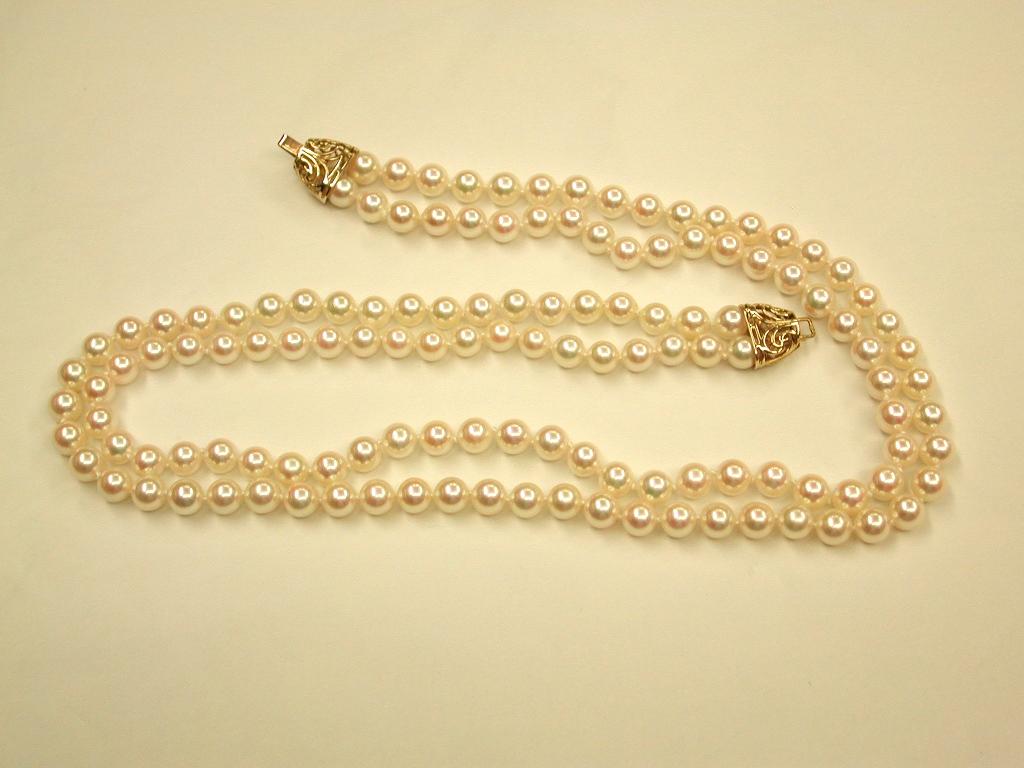 Double Row Cultured Pearl Necklace with 9 Carat Gold Pierced Bow Snap, 1970 1