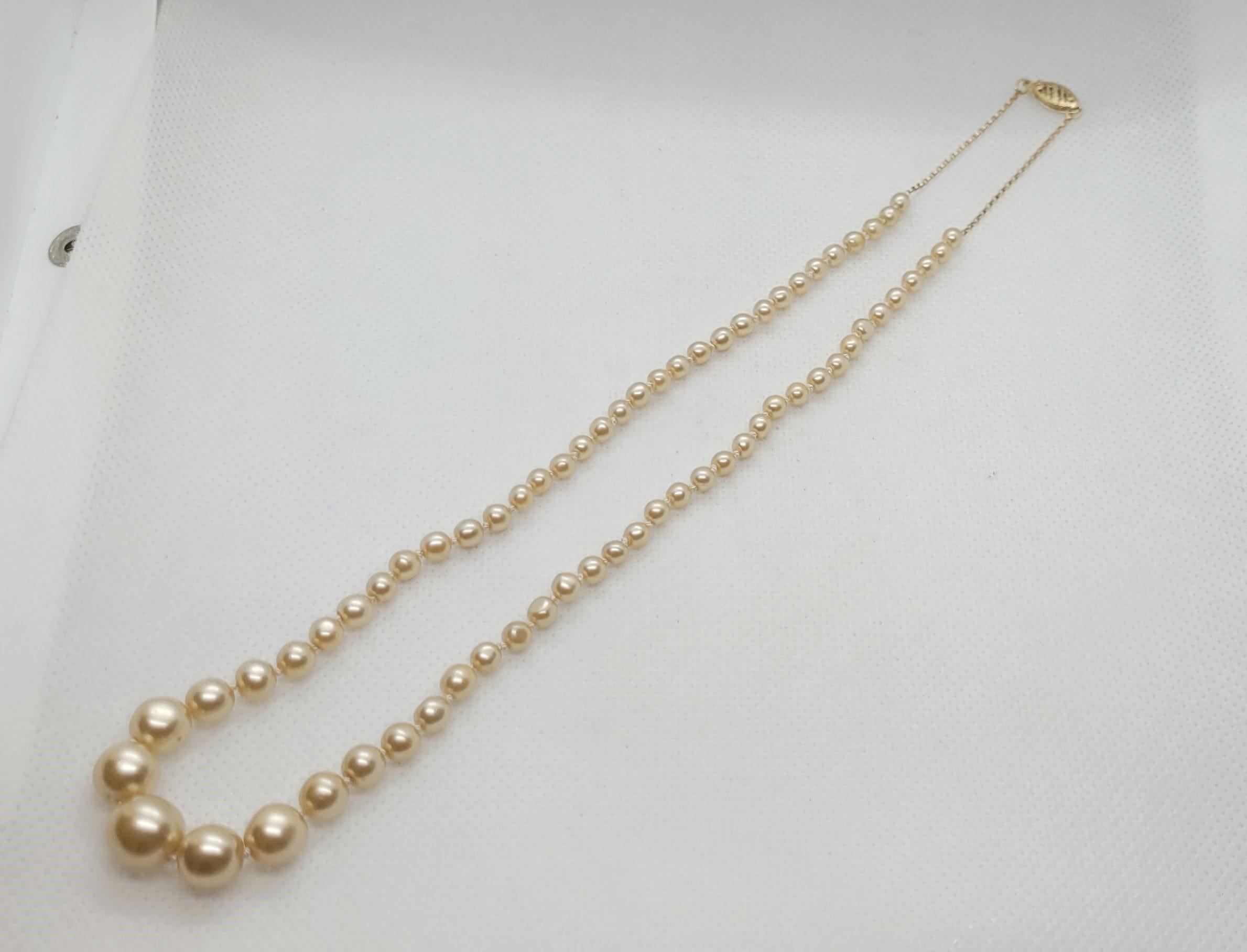 18 Zoll abgestufte Zuchtperlenkette, Champagner, 14kt Gliederverschluss, 9,3 mm (Moderne) im Angebot