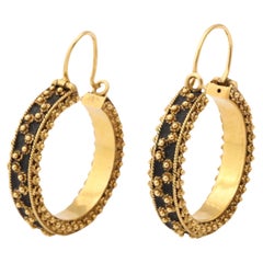 Oro 18 K. Articolato  Orecchini a cerchio con perline