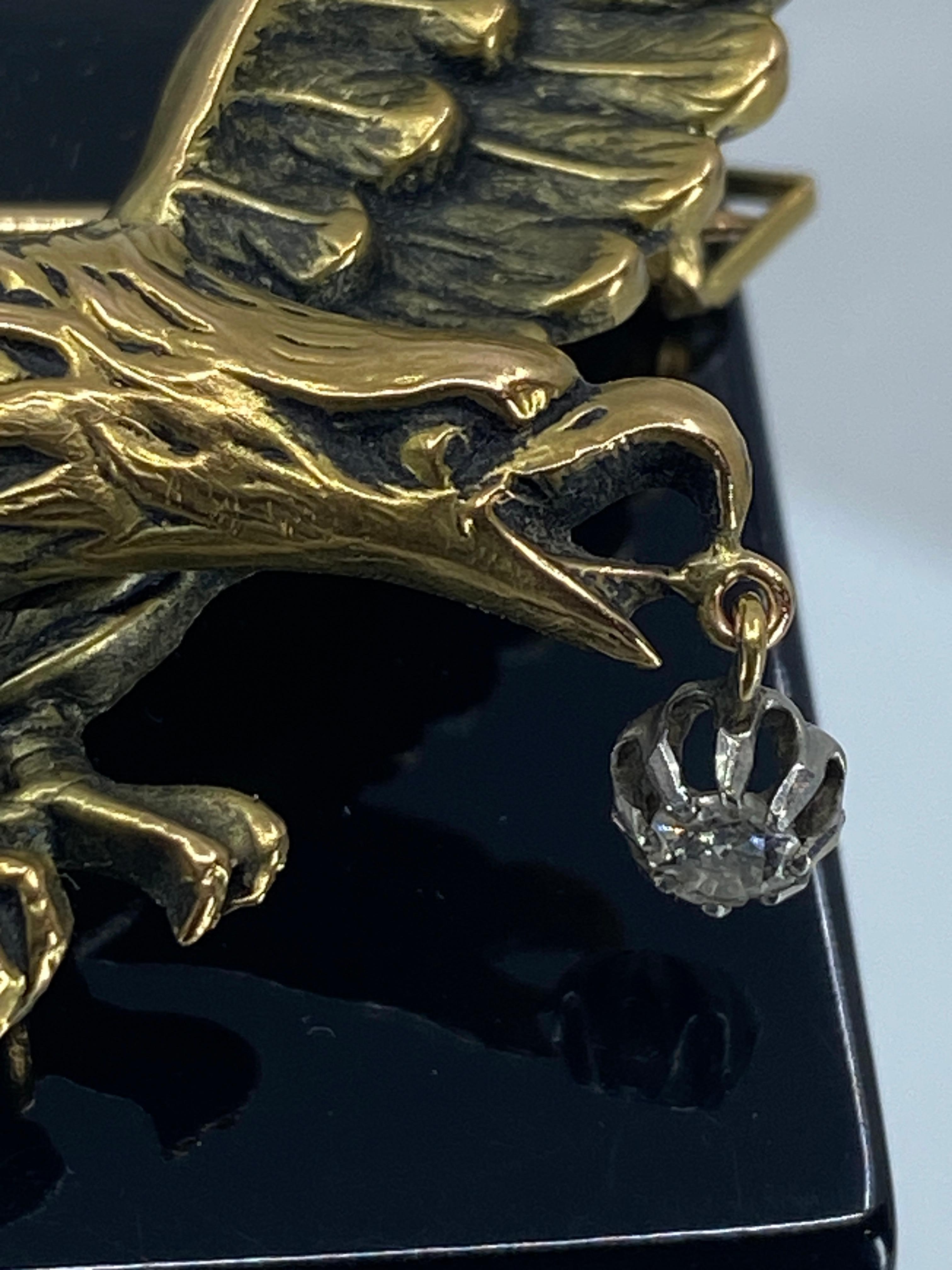 Napoleon III 18k Gold Brooch: Eagle Holding a Diamond in Its Beak, Napoléon III For Sale